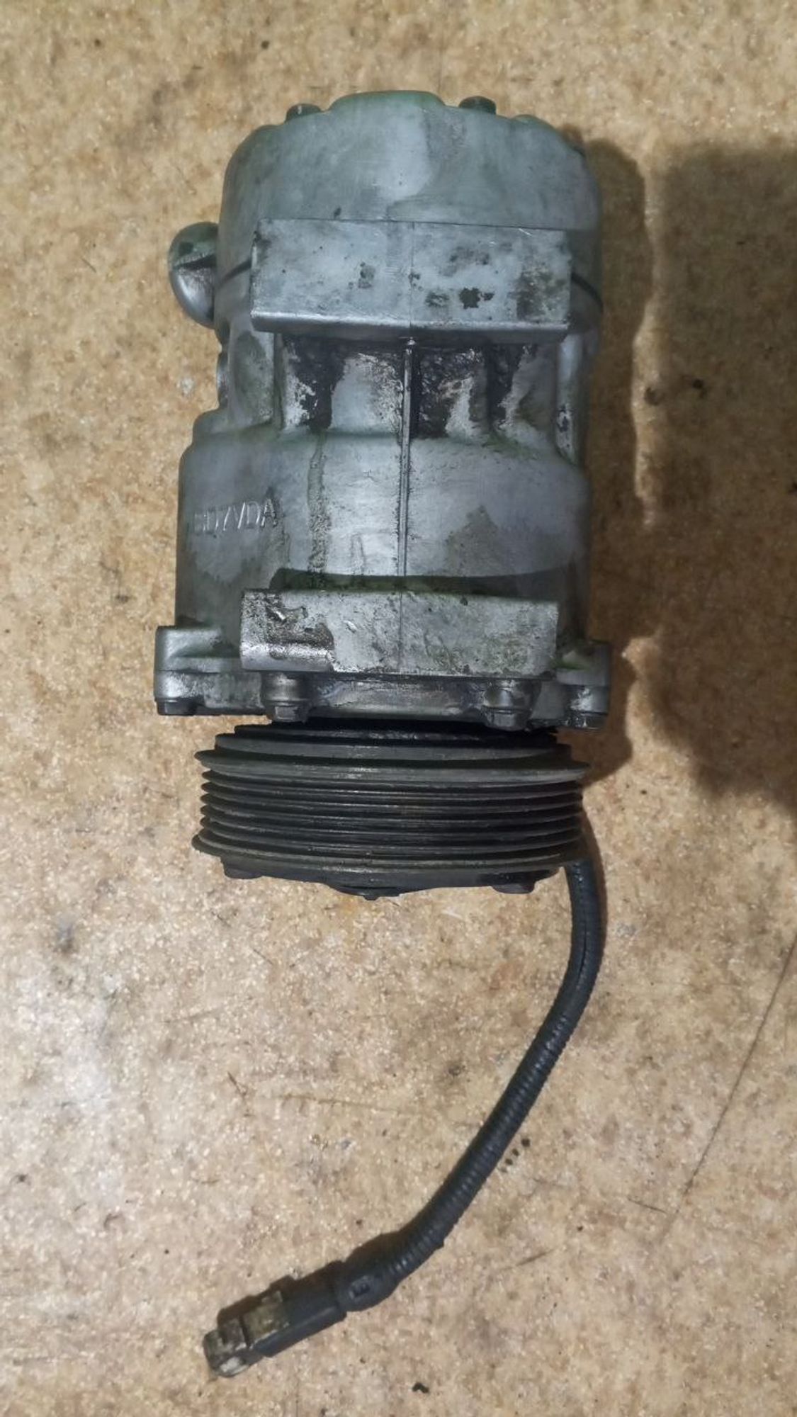 https://gcs.partsauto.market/rn-stockpro.appspot.com/thmbs/userImages/7cfef6f3f711b4301ce5946b404c3455/part/ba5e85e0-dcfa-4b6d-8695-04f9a2b20dfb_1736593229010.jpg