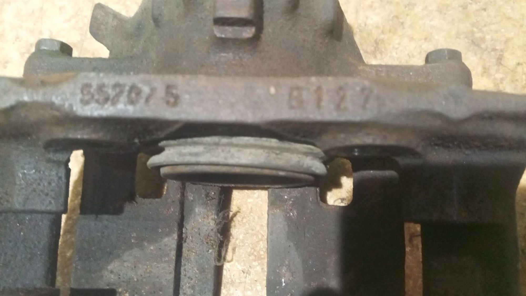 https://gcs.partsauto.market/rn-stockpro.appspot.com/thmbs/userImages/7cfef6f3f711b4301ce5946b404c3455/part/c25e9042-504d-46f0-8402-cf591eafb7ef_1737703648675.jpg