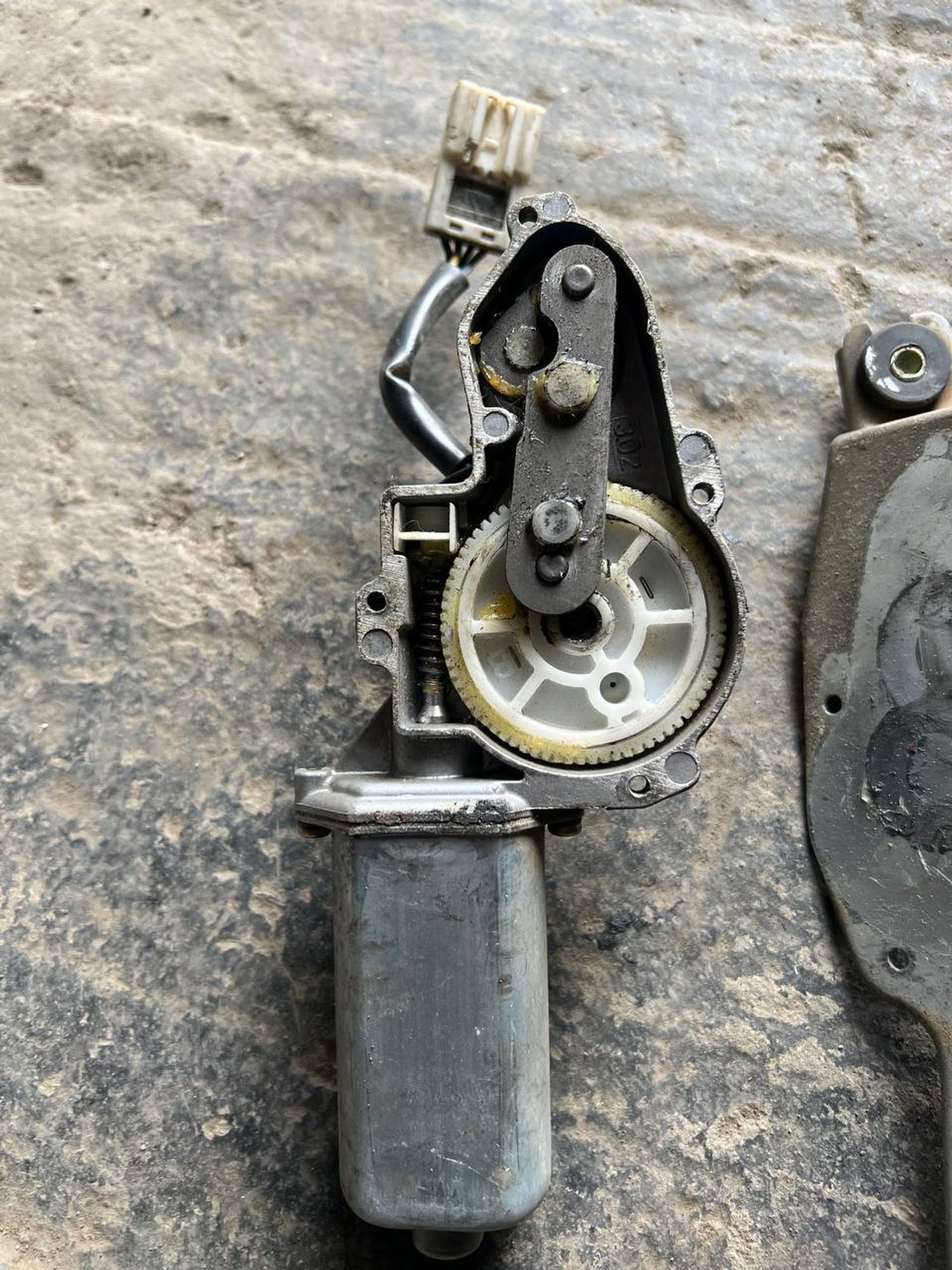 https://gcs.partsauto.market/rn-stockpro.appspot.com/thmbs/userImages/7cfef6f3f711b4301ce5946b404c3455/part/c6d4d3c0-8f5a-40cf-b5b7-89b8872eb8c7_1746526602455.jpg