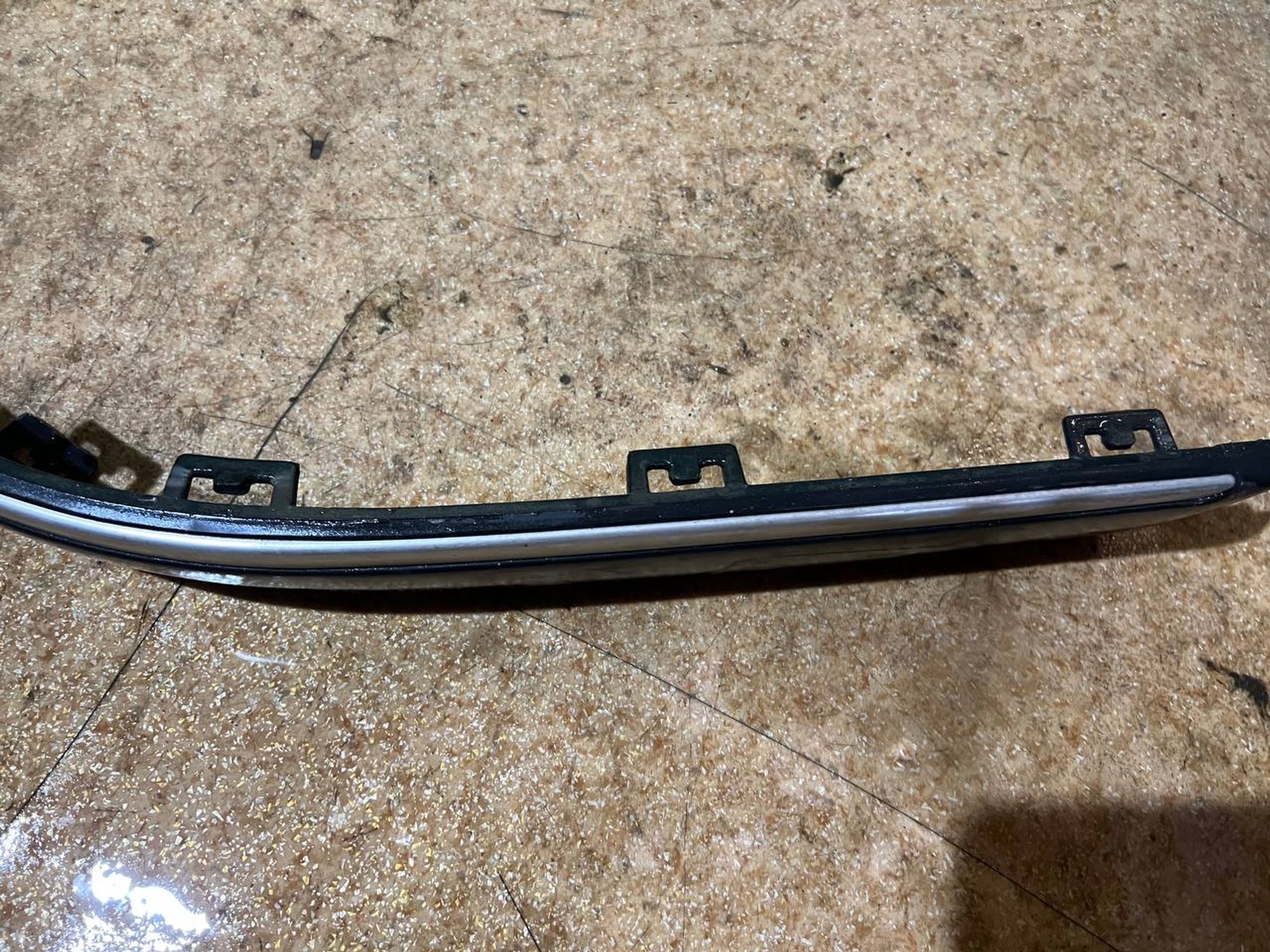 https://gcs.partsauto.market/rn-stockpro.appspot.com/thmbs/userImages/7cfef6f3f711b4301ce5946b404c3455/part/cdbbdb2a-bf35-4a94-87ac-518468e1bf2a_1747291881078.jpg
