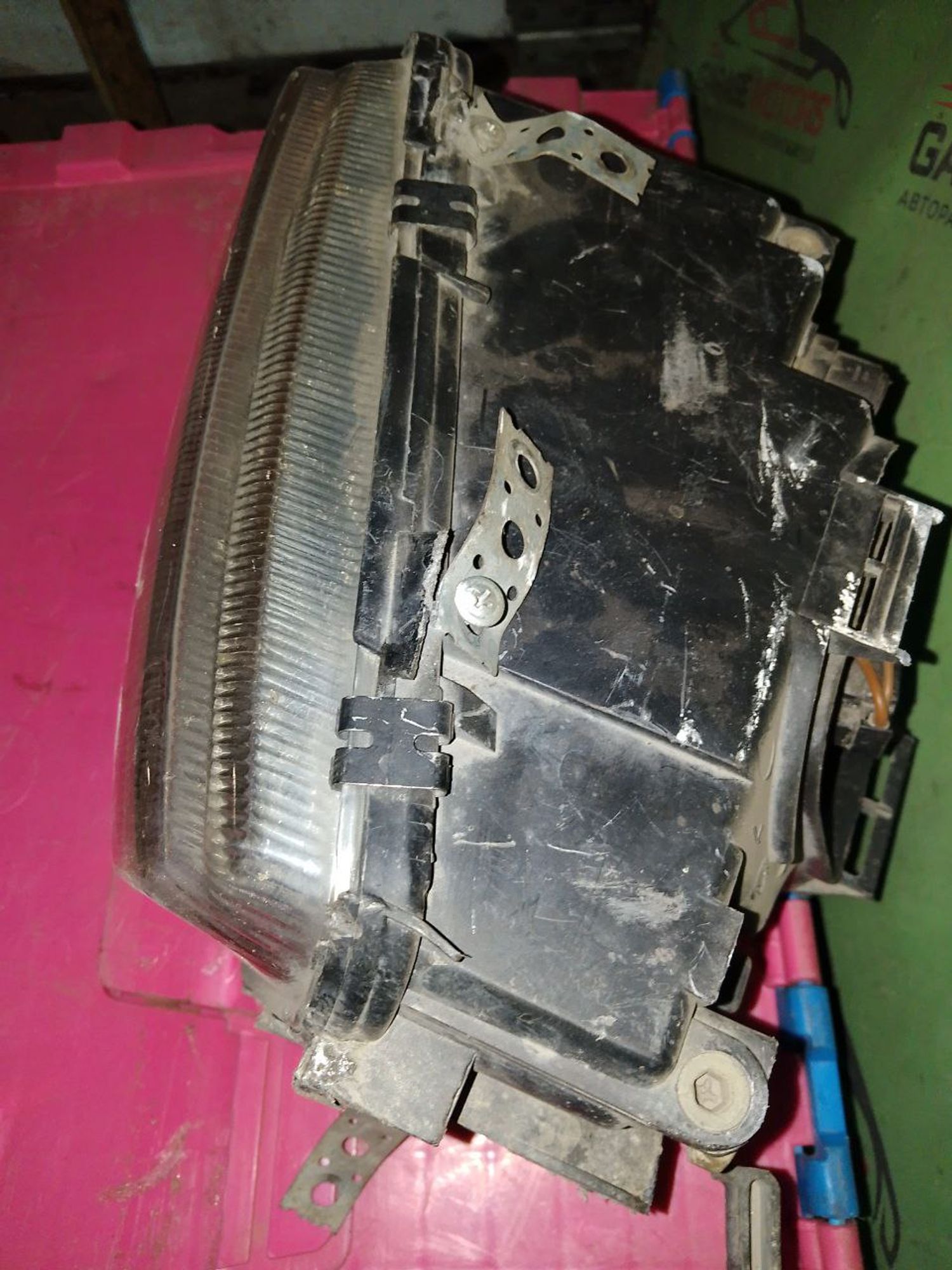 https://gcs.partsauto.market/rn-stockpro.appspot.com/thmbs/userImages/7cfef6f3f711b4301ce5946b404c3455/part/cf46c6c4-2e9b-49d9-92bb-9abb1a231136_1746430393297.jpg