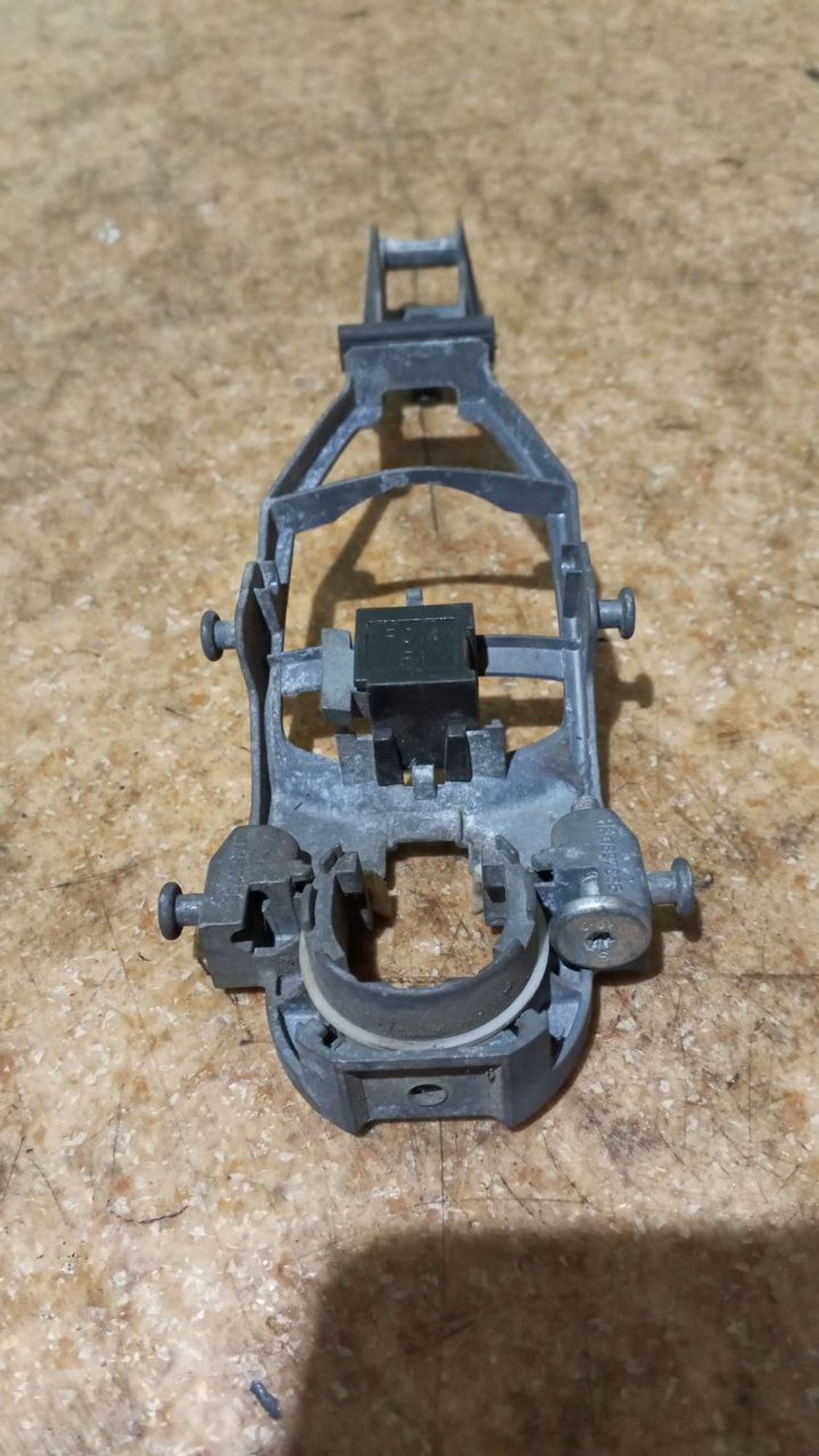 https://gcs.partsauto.market/rn-stockpro.appspot.com/thmbs/userImages/7cfef6f3f711b4301ce5946b404c3455/part/d280083a-fc82-4f8b-91a6-92b9e286b3da_1734699438696.jpg