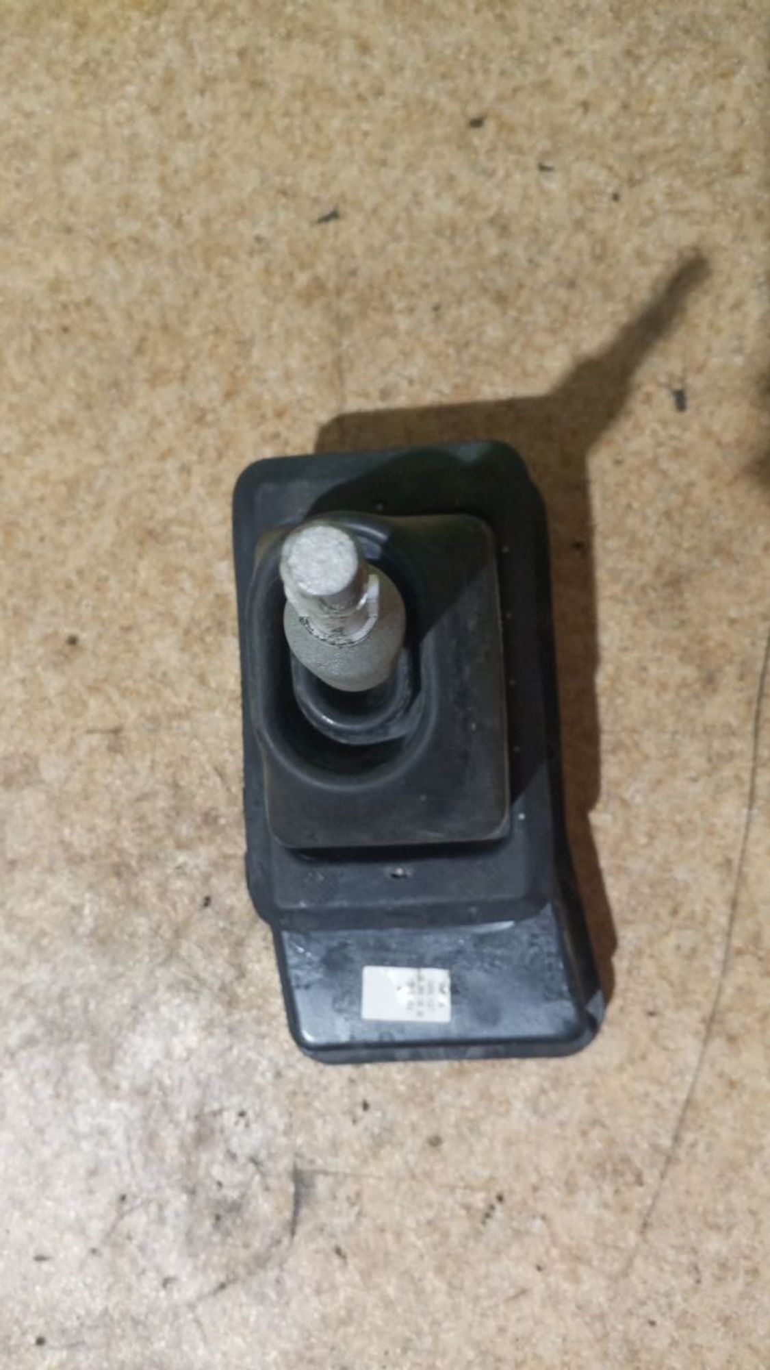 https://gcs.partsauto.market/rn-stockpro.appspot.com/thmbs/userImages/7cfef6f3f711b4301ce5946b404c3455/part/d545bd2a-97af-4365-9ac9-7b44e8c9ecba_1738508462651.jpg