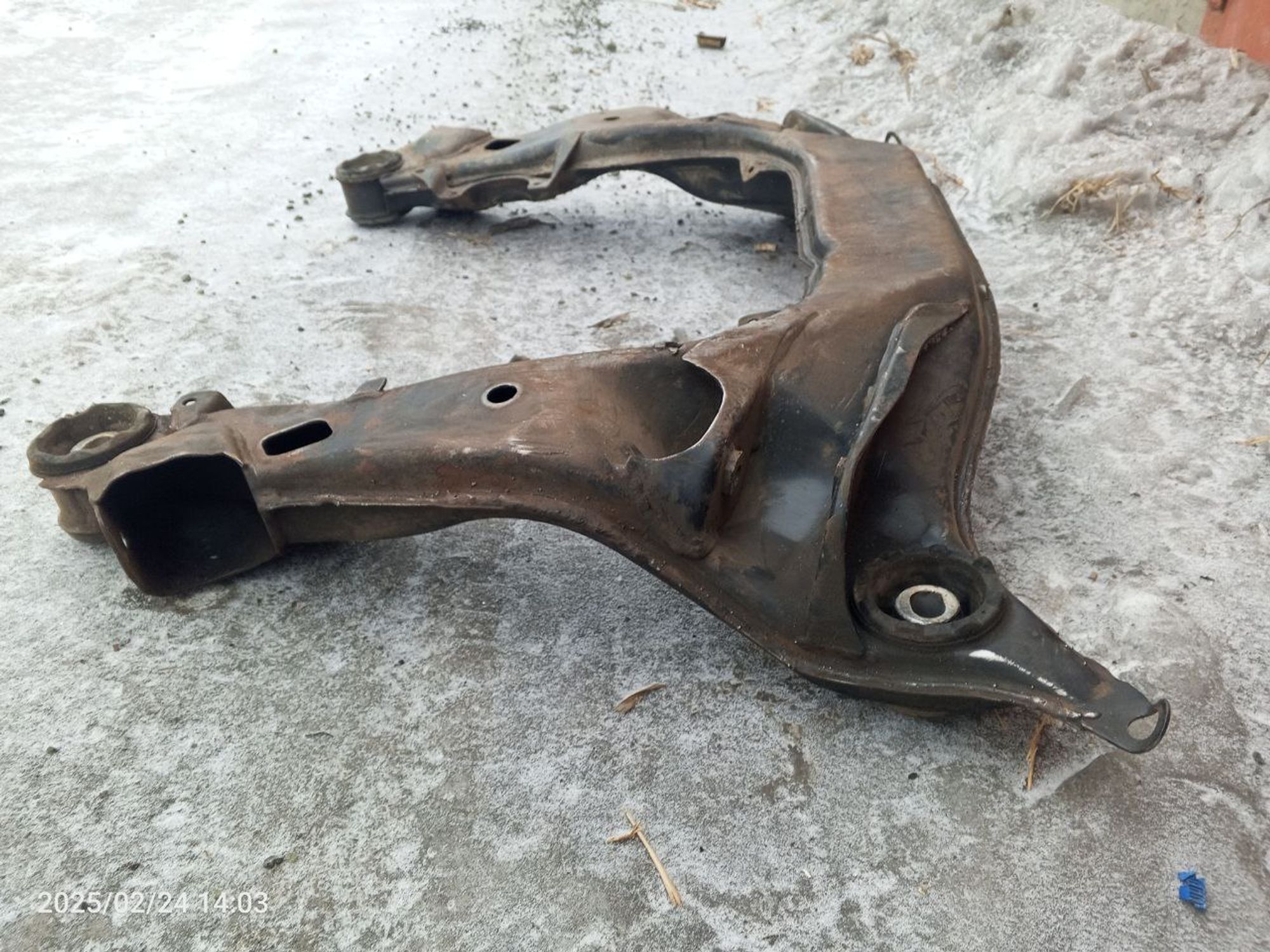https://gcs.partsauto.market/rn-stockpro.appspot.com/thmbs/userImages/7cfef6f3f711b4301ce5946b404c3455/part/ec3ee7e1-cdd7-4e2f-a7ba-bed3707c7e41_1740401394723.jpg