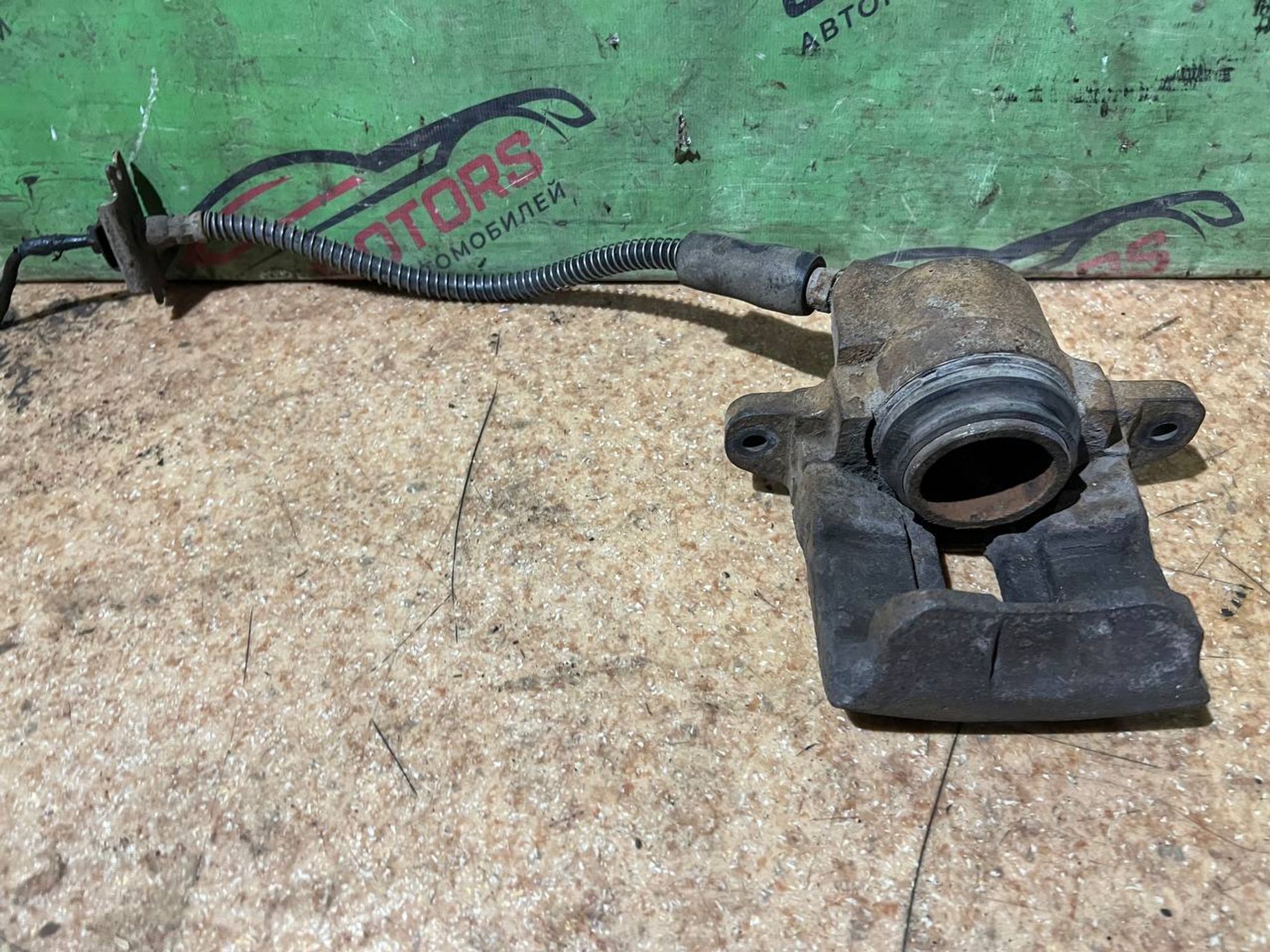 https://gcs.partsauto.market/rn-stockpro.appspot.com/thmbs/userImages/7cfef6f3f711b4301ce5946b404c3455/part/ef19ed53-e946-4ac5-b980-29b9d51a775e_1747390923567.jpg