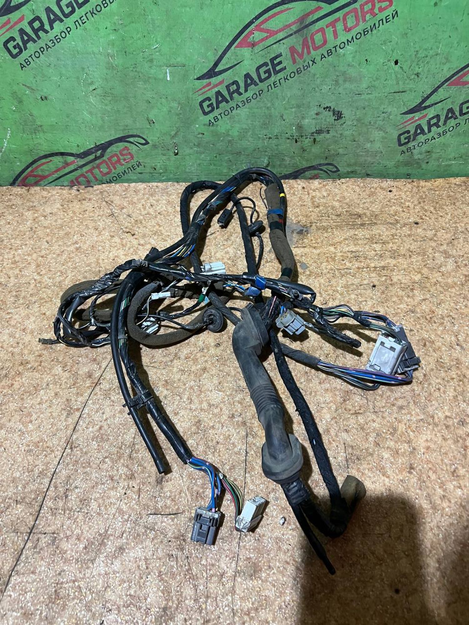 https://gcs.partsauto.market/rn-stockpro.appspot.com/thmbs/userImages/7cfef6f3f711b4301ce5946b404c3455/part/f9281888-b8eb-4f27-bce7-9db601cb17b0_1747298262882.jpg
