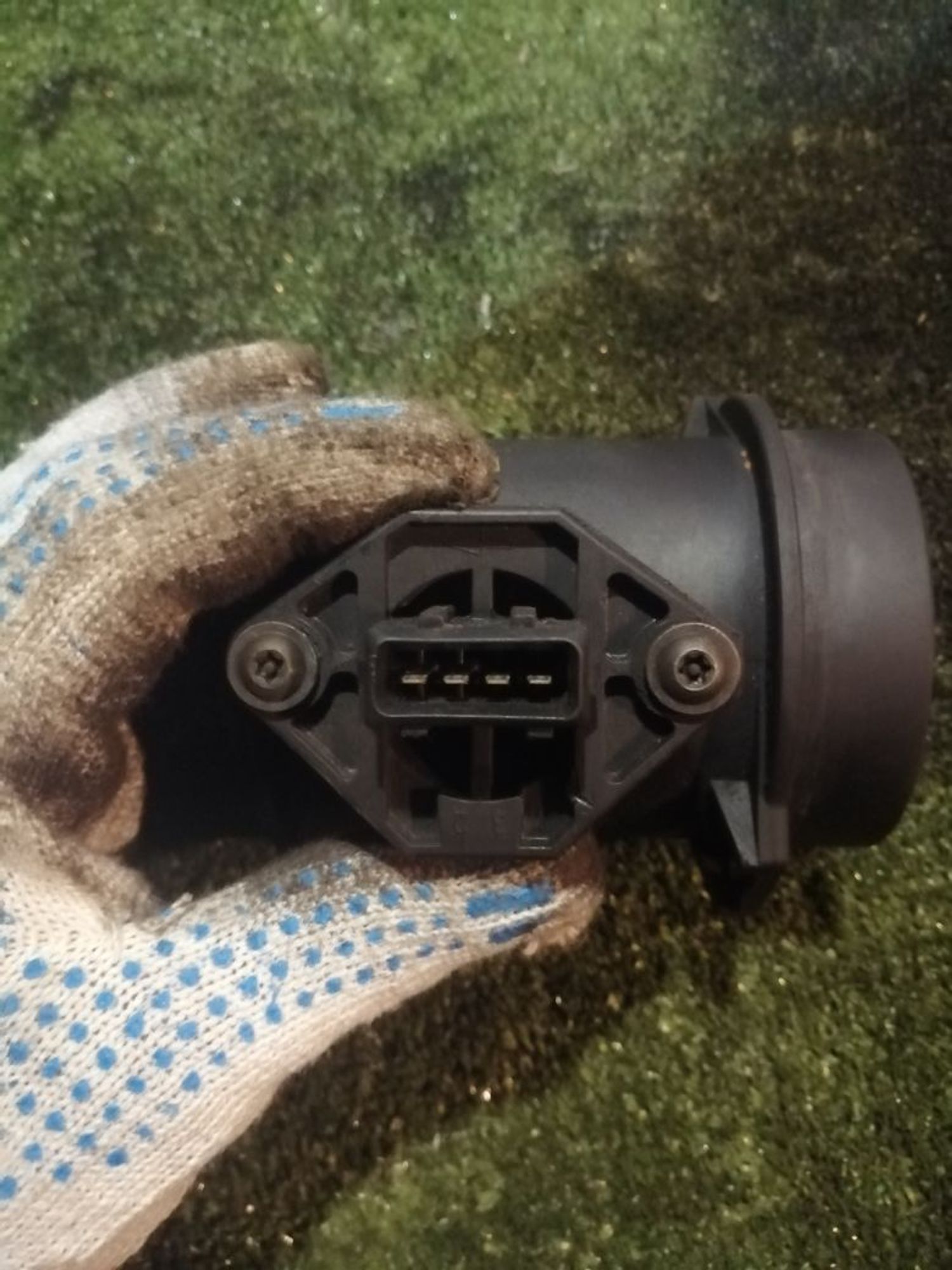 https://gcs.partsauto.market/rn-stockpro.appspot.com/thmbs/userImages/7ed63c96fe685f431889ec34ef8f13b8/part/ce5b633d-f555-4c96-bcf9-6f183ac320c0_1748756434232.jpg