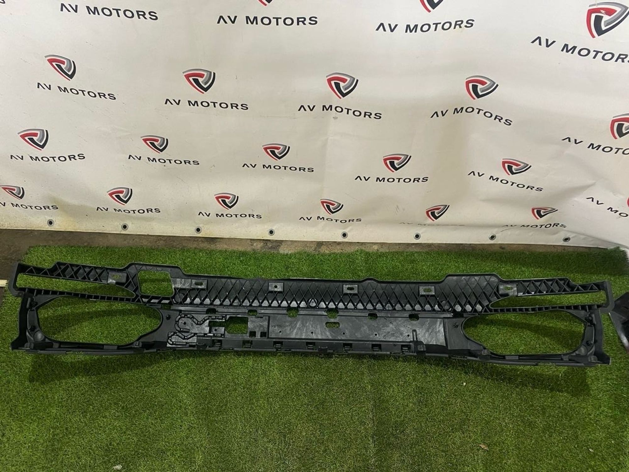 https://gcs.partsauto.market/rn-stockpro.appspot.com/thmbs/userImages/82798d1dea2c19ada63d093c70529e74/part/1a7cda5c-d24c-4838-976c-34d5d90dc069_1747315589432.jpg