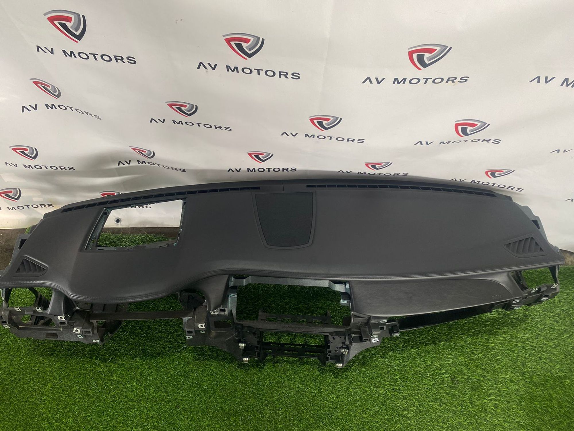 https://gcs.partsauto.market/rn-stockpro.appspot.com/thmbs/userImages/82798d1dea2c19ada63d093c70529e74/part/21761df6-786b-485c-a942-de1a333d102a_1749018203041.jpg