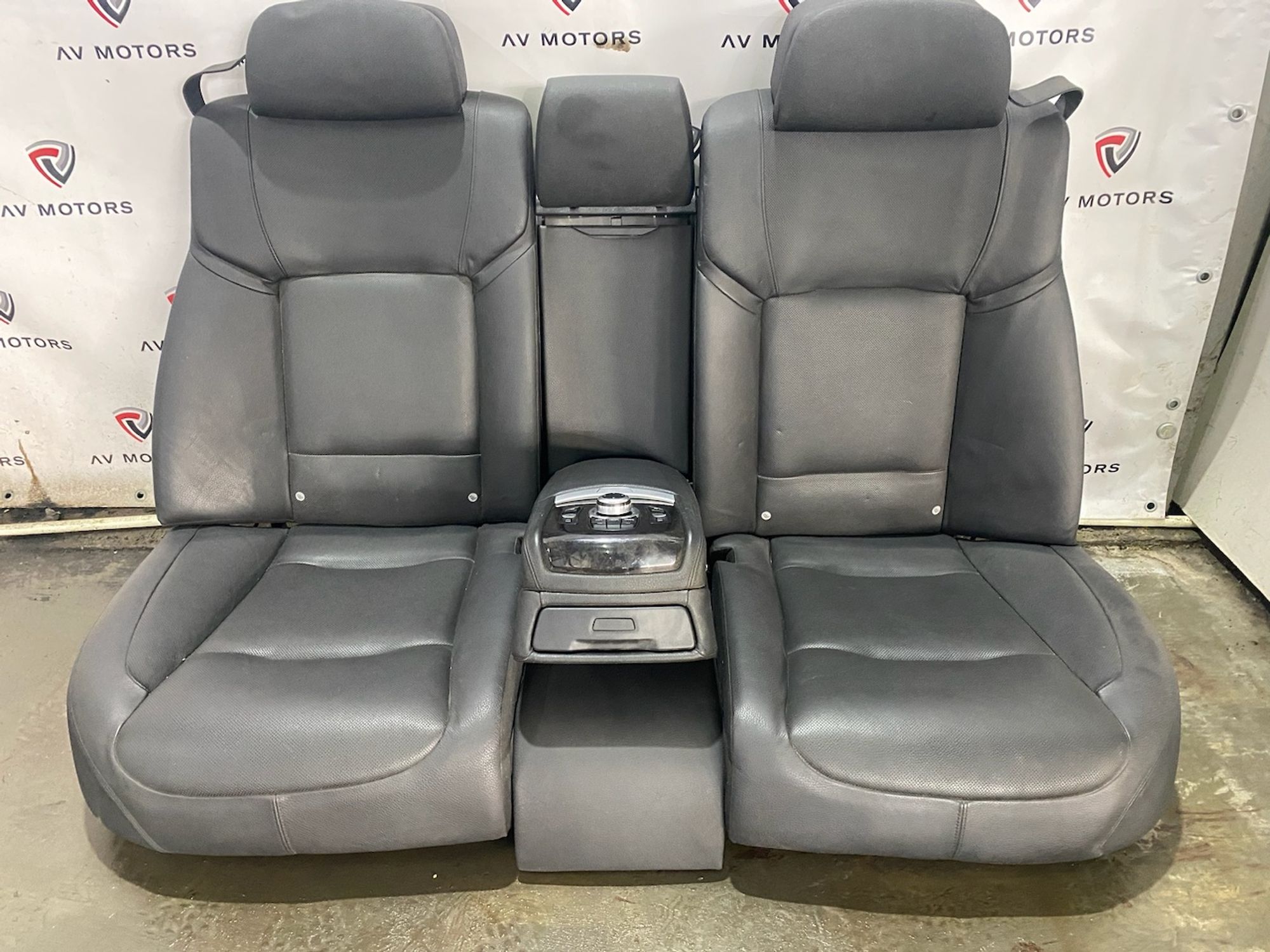 https://gcs.partsauto.market/rn-stockpro.appspot.com/thmbs/userImages/82798d1dea2c19ada63d093c70529e74/part/2a906b01-765b-4ff6-ad33-82bdb29495c6_1734781896525.jpg
