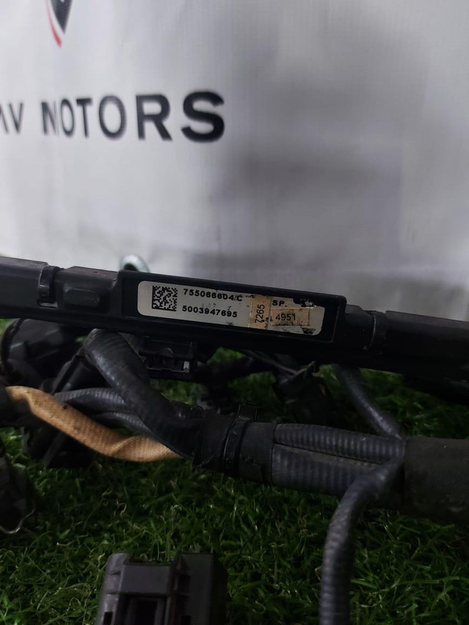 https://gcs.partsauto.market/rn-stockpro.appspot.com/thmbs/userImages/82798d1dea2c19ada63d093c70529e74/part/34a13c23-650e-49fc-be46-73957e4966b6_1745586389967.jpg