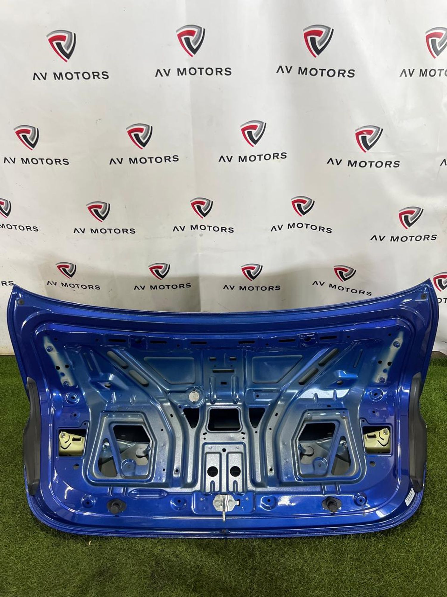 https://gcs.partsauto.market/rn-stockpro.appspot.com/thmbs/userImages/82798d1dea2c19ada63d093c70529e74/part/44eaf835-4a0b-4702-b3a5-144100f8d582_1748268385183.jpg