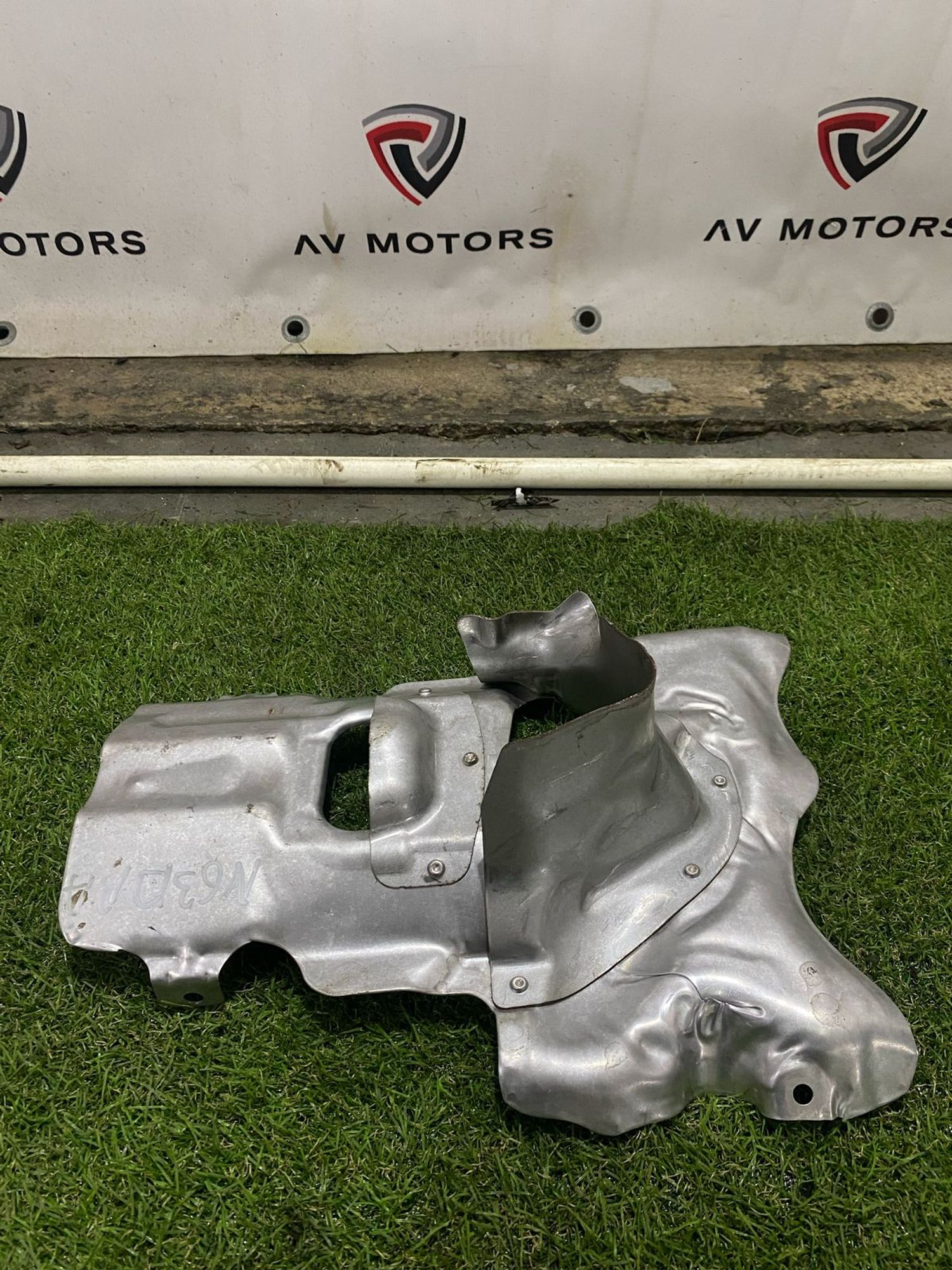 https://gcs.partsauto.market/rn-stockpro.appspot.com/thmbs/userImages/82798d1dea2c19ada63d093c70529e74/part/55c60125-de1c-4722-b19f-96032fa4d15f_1740130268134.jpg