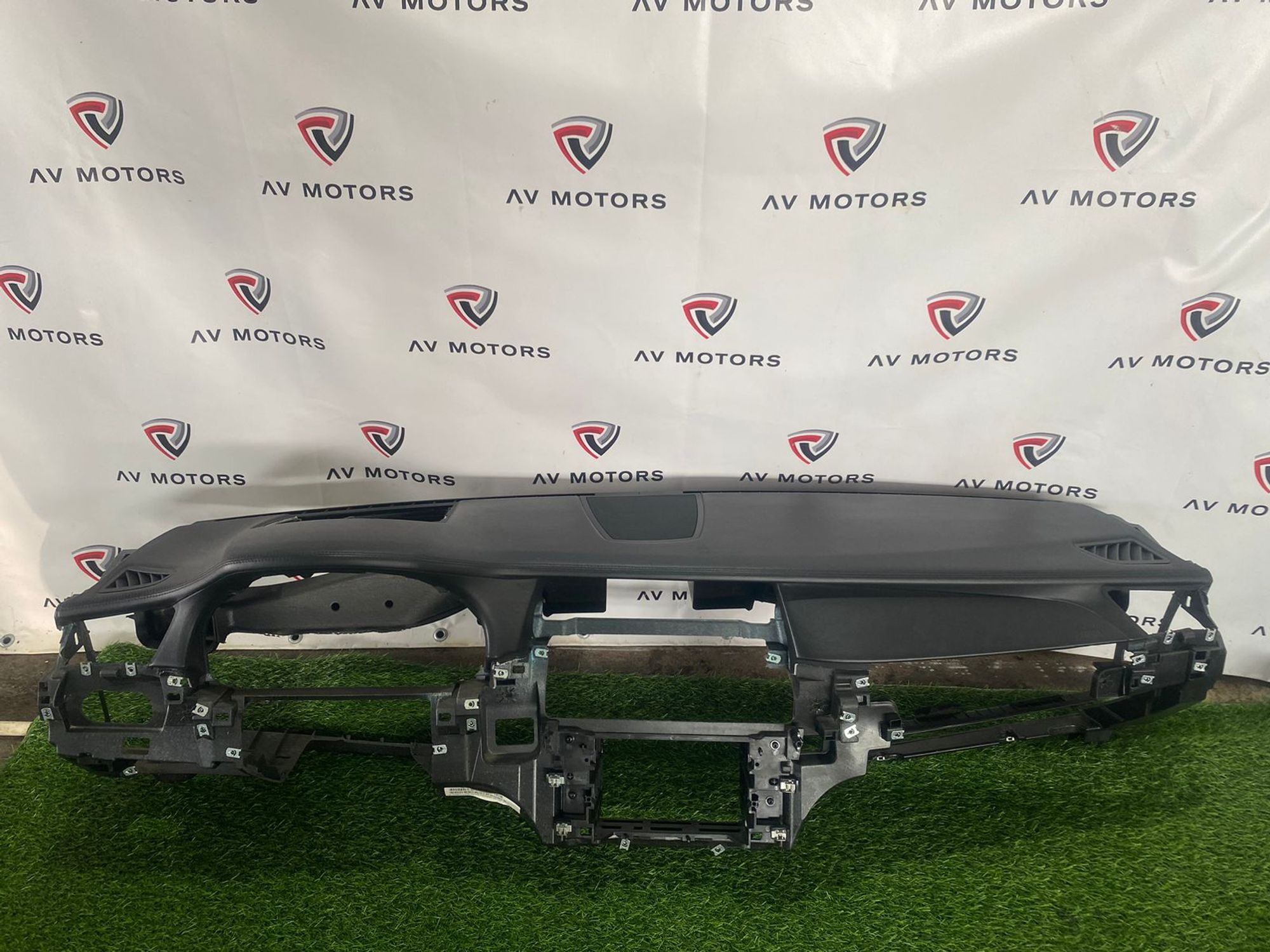 https://gcs.partsauto.market/rn-stockpro.appspot.com/thmbs/userImages/82798d1dea2c19ada63d093c70529e74/part/55d26b2f-9738-4a87-83f6-5f5f3ff67499_1749018198728.jpg