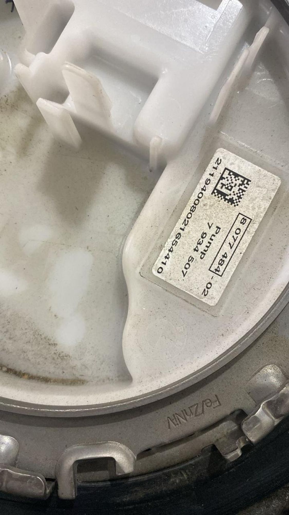 https://gcs.partsauto.market/rn-stockpro.appspot.com/thmbs/userImages/82798d1dea2c19ada63d093c70529e74/part/620c0bf7-4262-48f7-8491-efac38b75c26_1748349538135.jpg