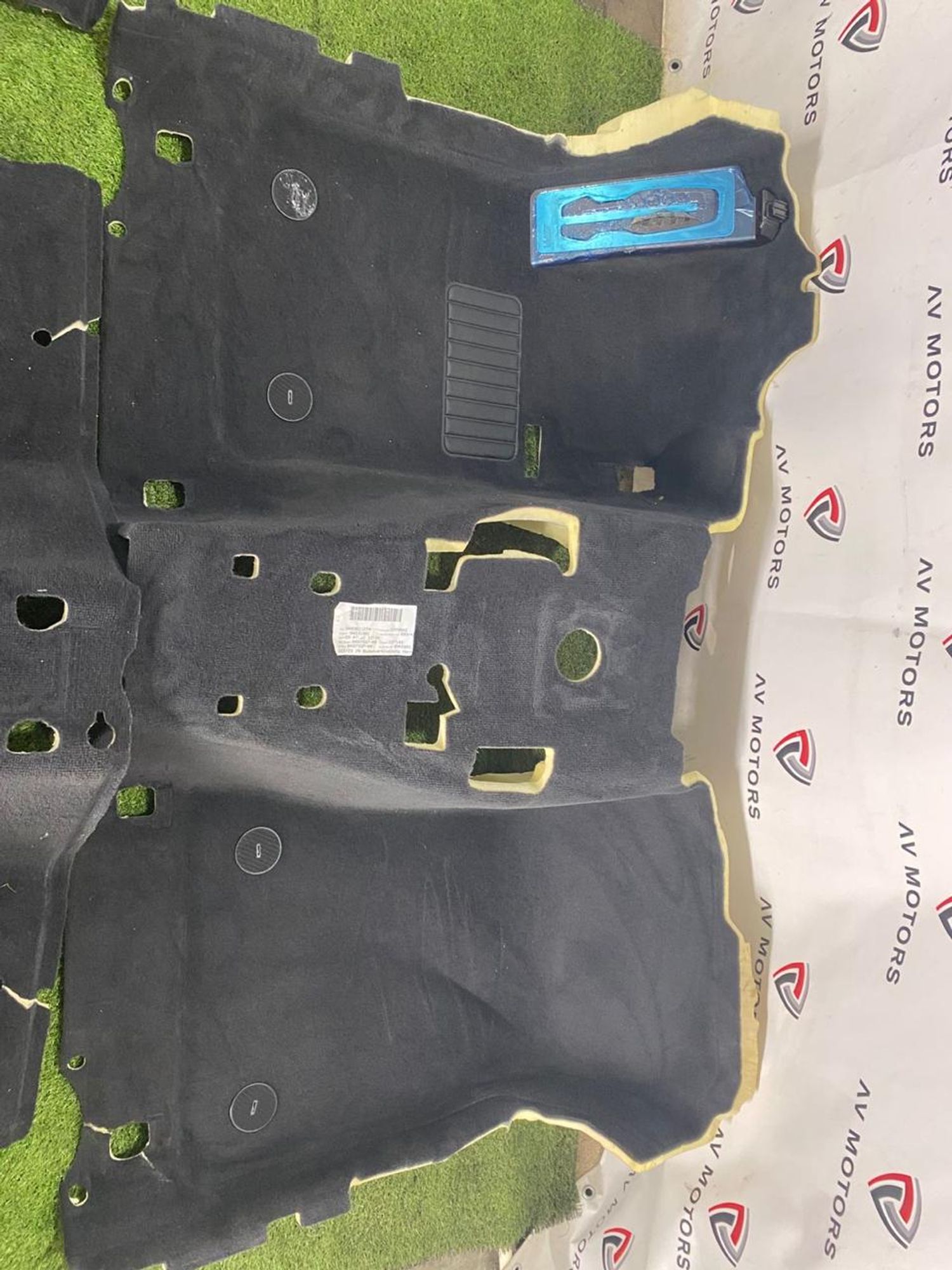 https://gcs.partsauto.market/rn-stockpro.appspot.com/thmbs/userImages/82798d1dea2c19ada63d093c70529e74/part/691839c2-3bca-44fd-b405-1cb2fbfe5eaa_1748355022873.jpg