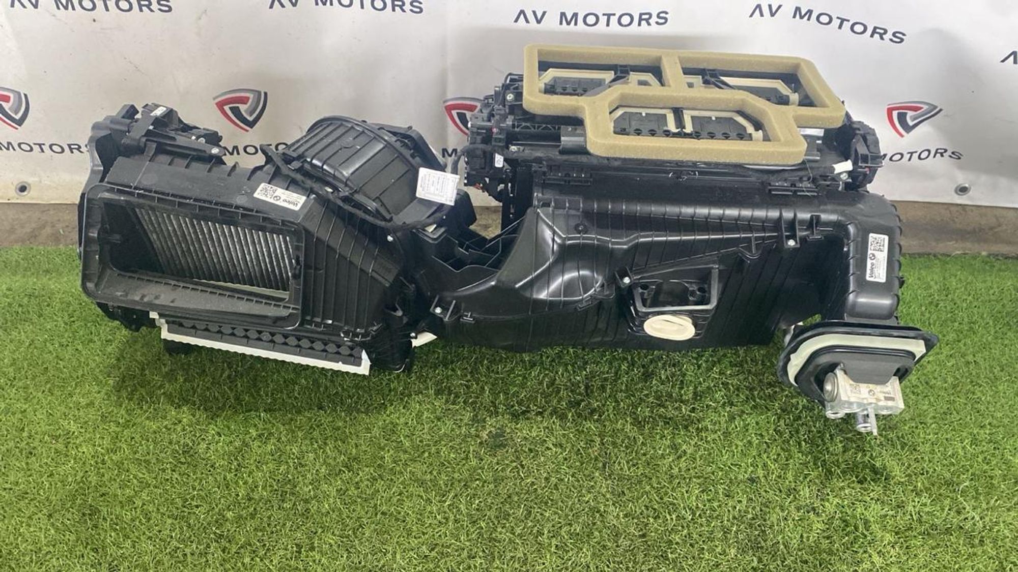 https://gcs.partsauto.market/rn-stockpro.appspot.com/thmbs/userImages/82798d1dea2c19ada63d093c70529e74/part/6d6f4dd6-e647-4233-94c7-96739f23ac13_1748344280344.jpg