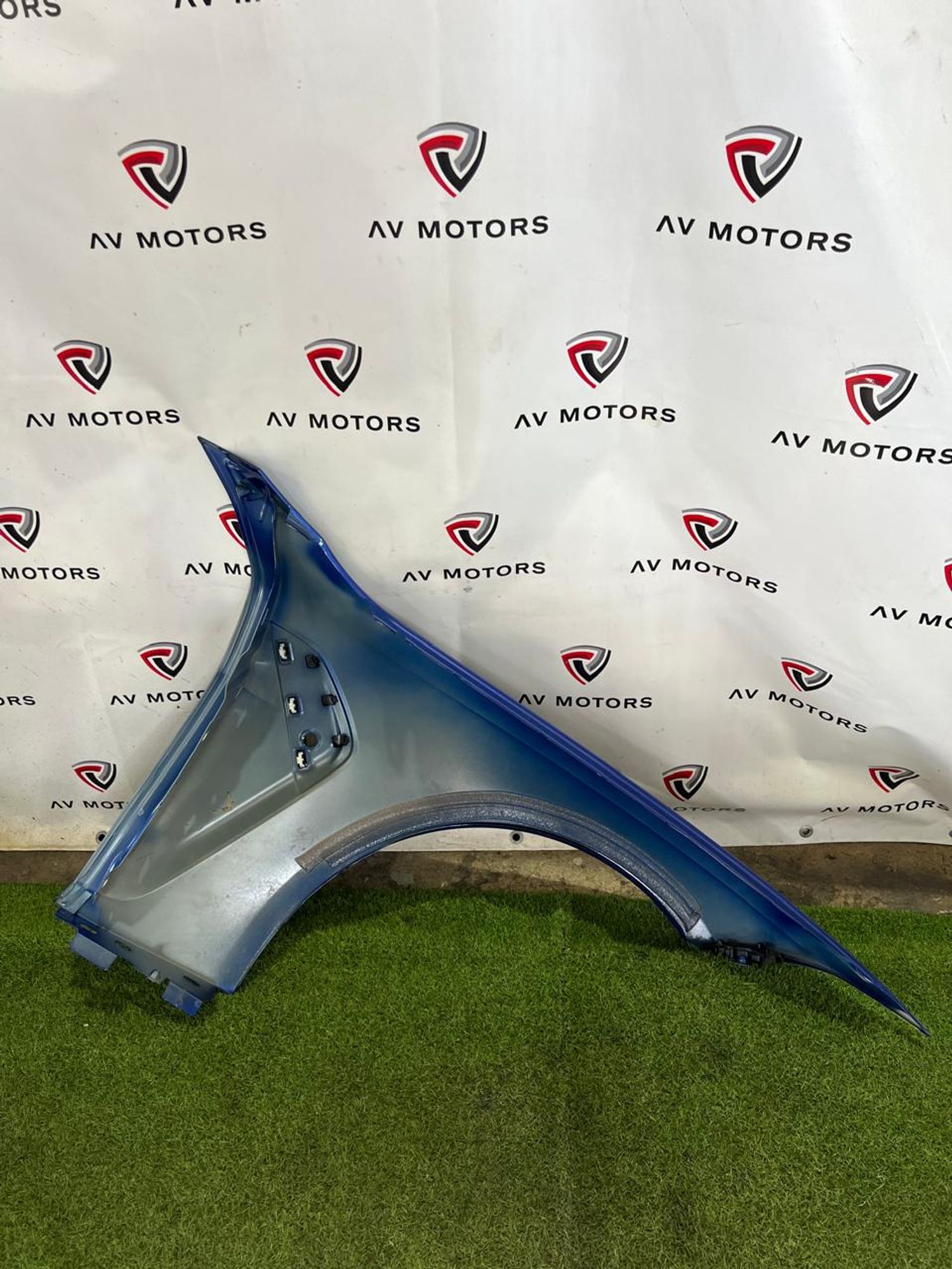 https://gcs.partsauto.market/rn-stockpro.appspot.com/thmbs/userImages/82798d1dea2c19ada63d093c70529e74/part/86b9f311-0105-4e31-8e18-959dd6ff7bd1_1748265394793.jpg