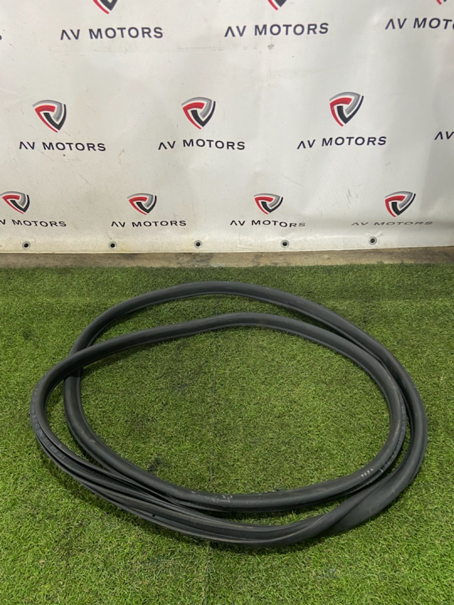 https://gcs.partsauto.market/rn-stockpro.appspot.com/thmbs/userImages/82798d1dea2c19ada63d093c70529e74/part/aed34ef5-c90b-41e0-9d5d-991bd645251a_1748424658427.jpg
