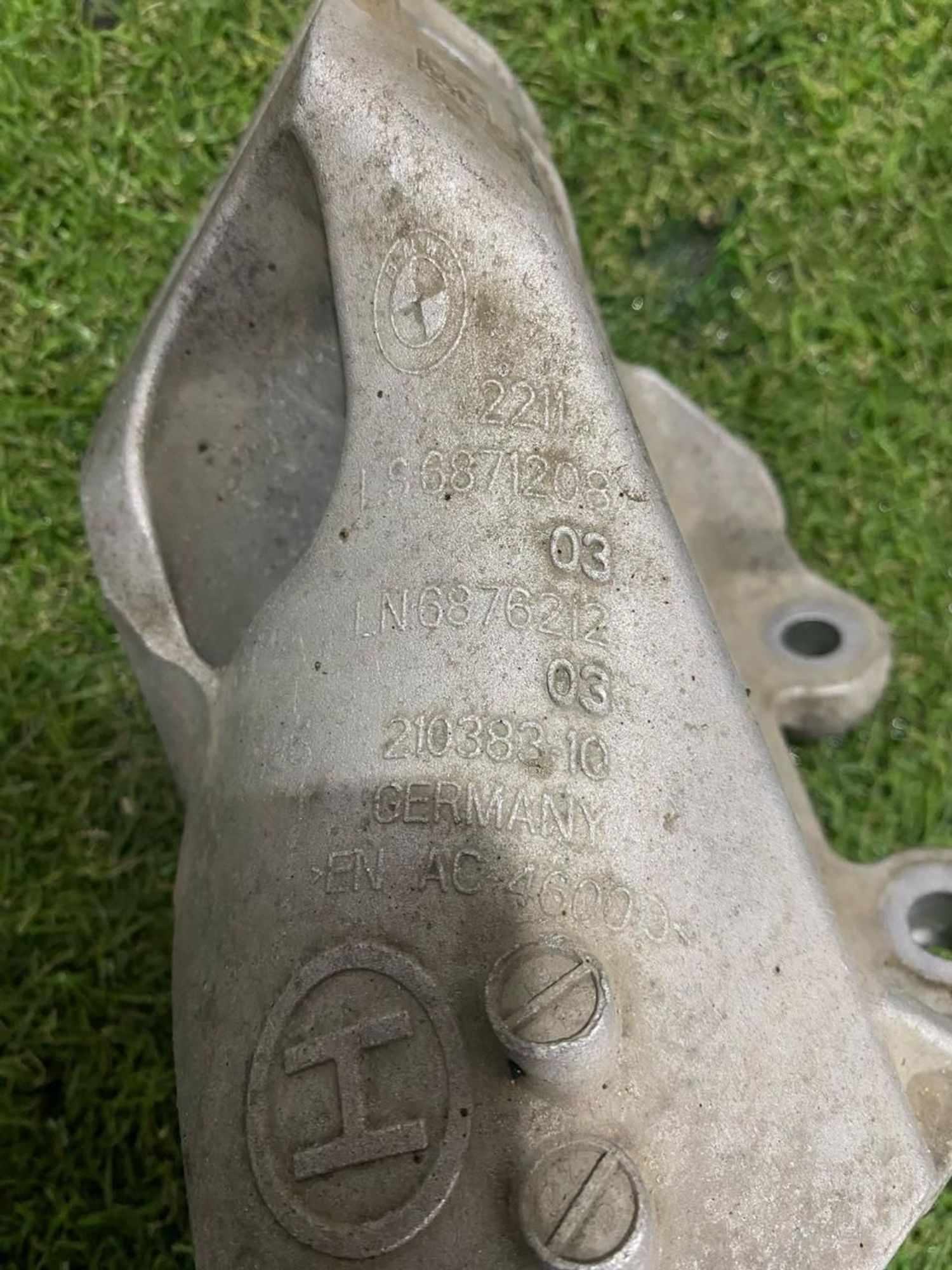 https://gcs.partsauto.market/rn-stockpro.appspot.com/thmbs/userImages/82798d1dea2c19ada63d093c70529e74/part/bb0fd62b-790b-4e87-b58c-01350a9b46f0_1745582850363.jpg