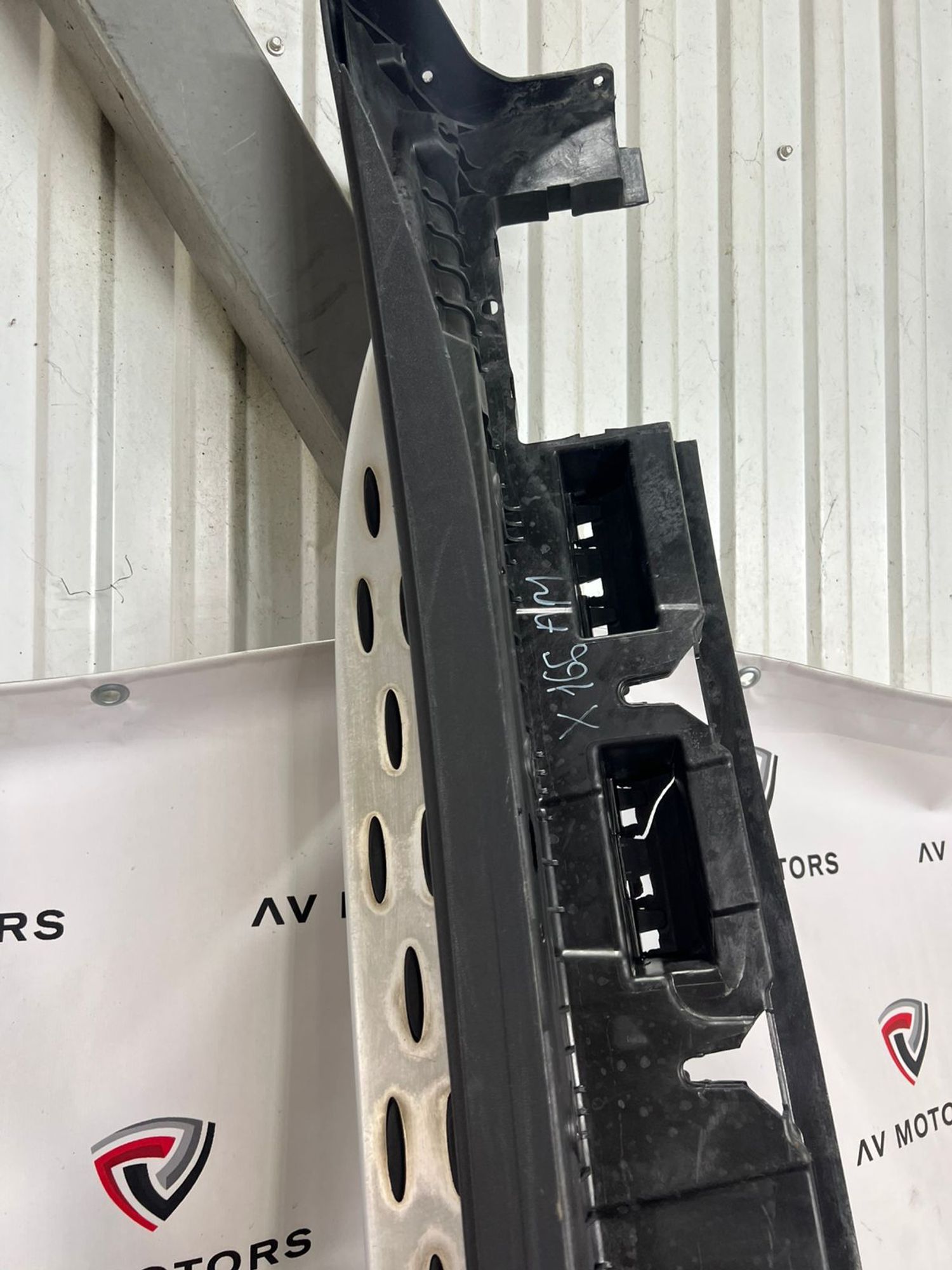 https://gcs.partsauto.market/rn-stockpro.appspot.com/thmbs/userImages/82798d1dea2c19ada63d093c70529e74/part/bd8ef15a-cffe-4da8-b4a5-4f302ca1bbb8_1747903818174.jpg