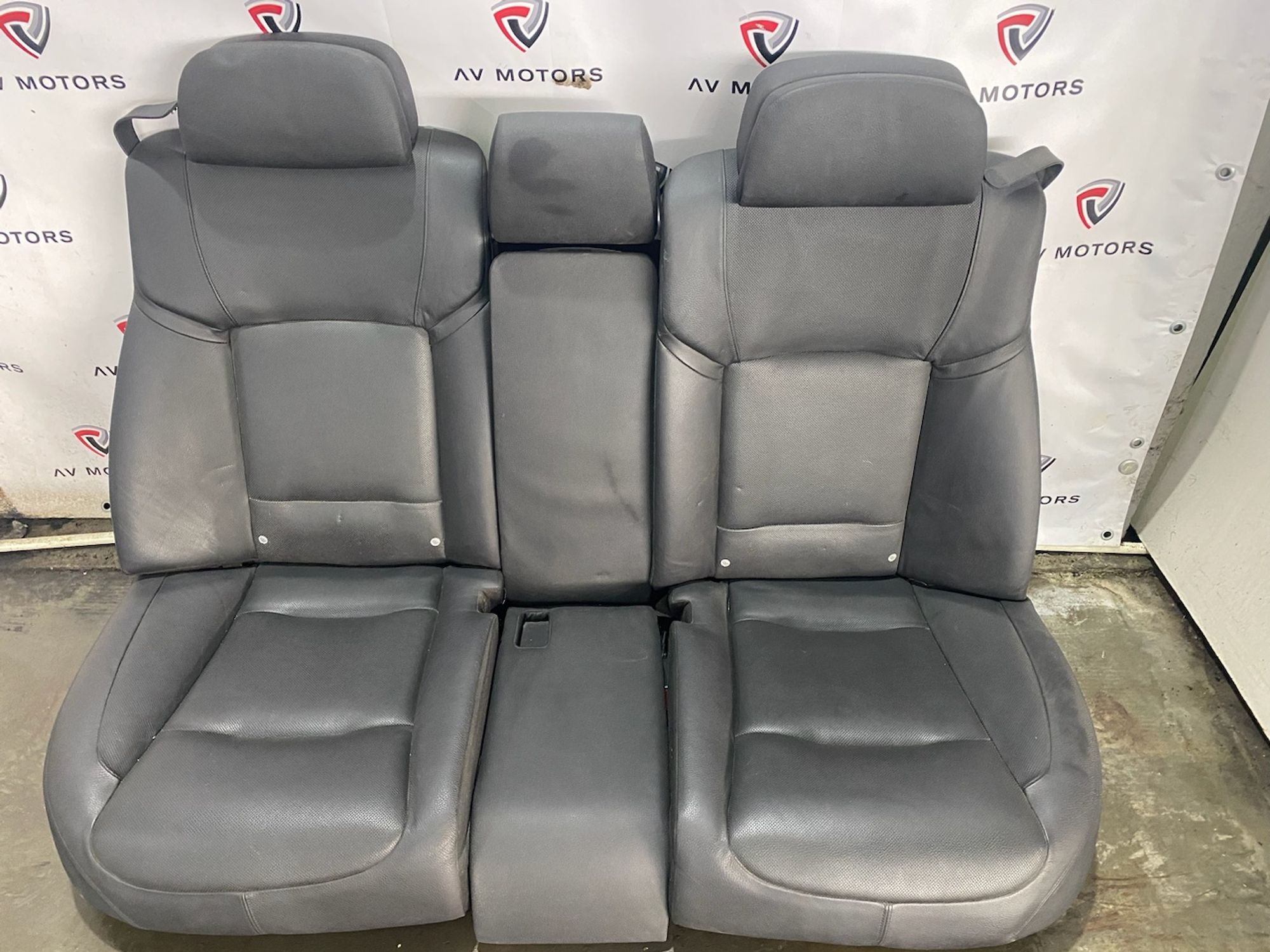 https://gcs.partsauto.market/rn-stockpro.appspot.com/thmbs/userImages/82798d1dea2c19ada63d093c70529e74/part/c7b85201-362c-4407-a3e6-605b7edc2693_1734781891403.jpg