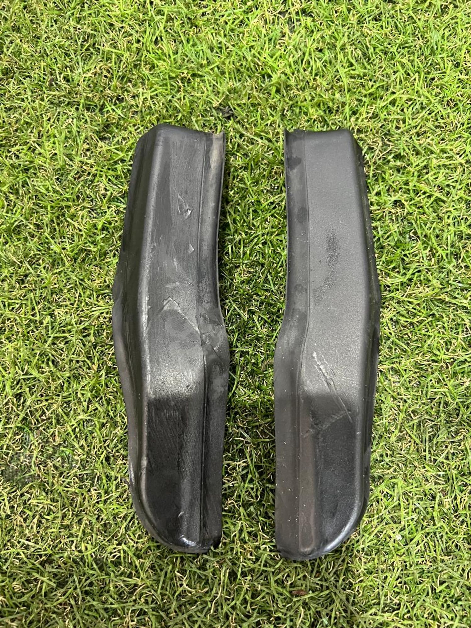 https://gcs.partsauto.market/rn-stockpro.appspot.com/thmbs/userImages/82798d1dea2c19ada63d093c70529e74/part/cc0697bd-1211-436d-bb25-4db44abd5a98_1747990190753.jpg