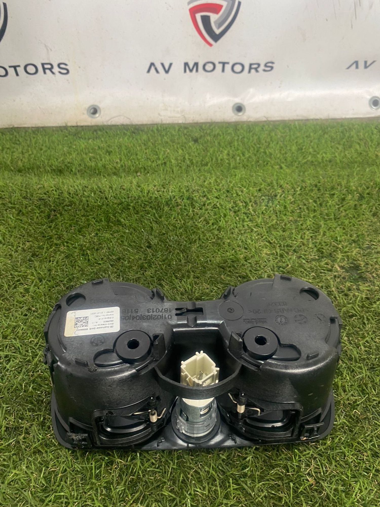 https://gcs.partsauto.market/rn-stockpro.appspot.com/thmbs/userImages/82798d1dea2c19ada63d093c70529e74/part/cc6f8f97-6962-488d-8148-330377a8a10f_1748502518026.jpg
