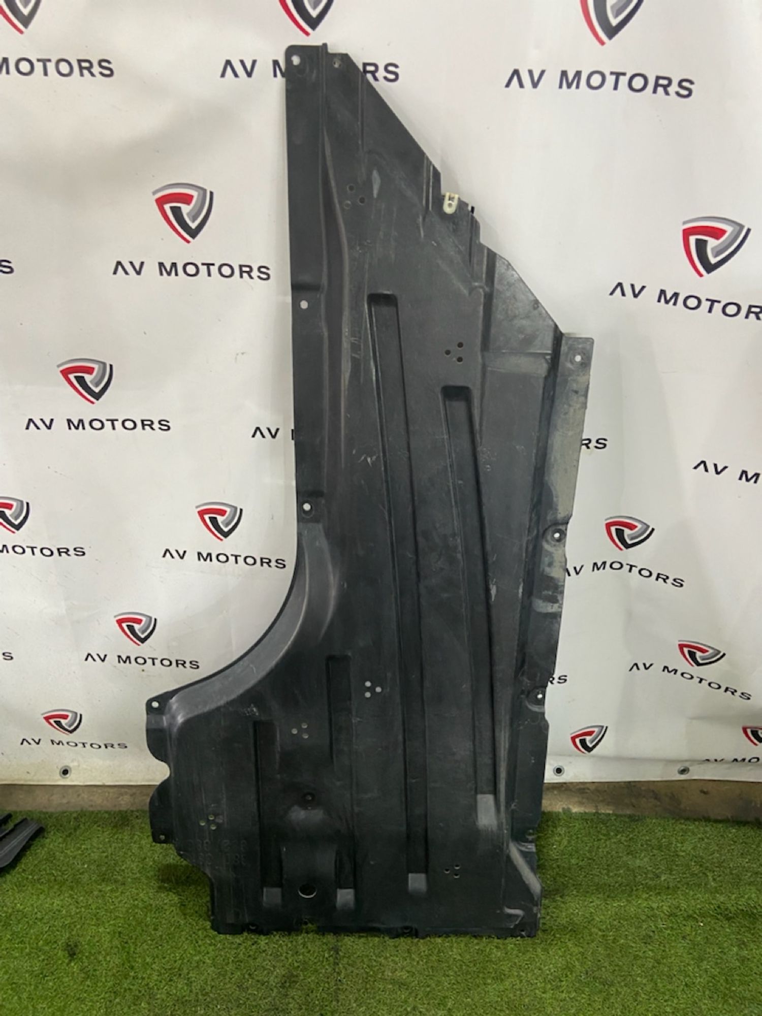 https://gcs.partsauto.market/rn-stockpro.appspot.com/thmbs/userImages/82798d1dea2c19ada63d093c70529e74/part/d0910d65-61d8-488a-aebb-676edae4d4f2_1748939427966.jpg
