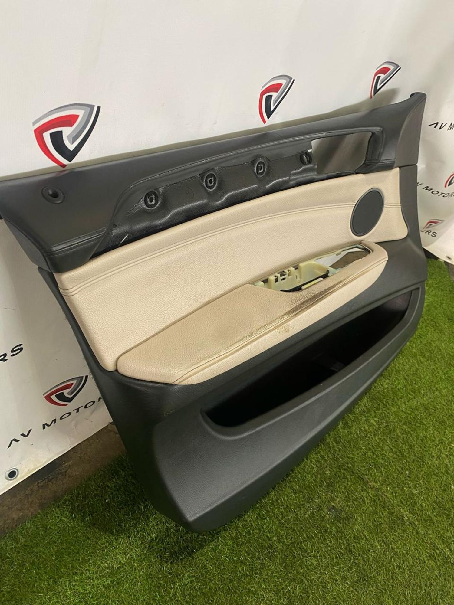 https://gcs.partsauto.market/rn-stockpro.appspot.com/thmbs/userImages/82798d1dea2c19ada63d093c70529e74/part/de204dc5-3935-41ca-a3c6-67767709dbc8_1745312330352.jpg