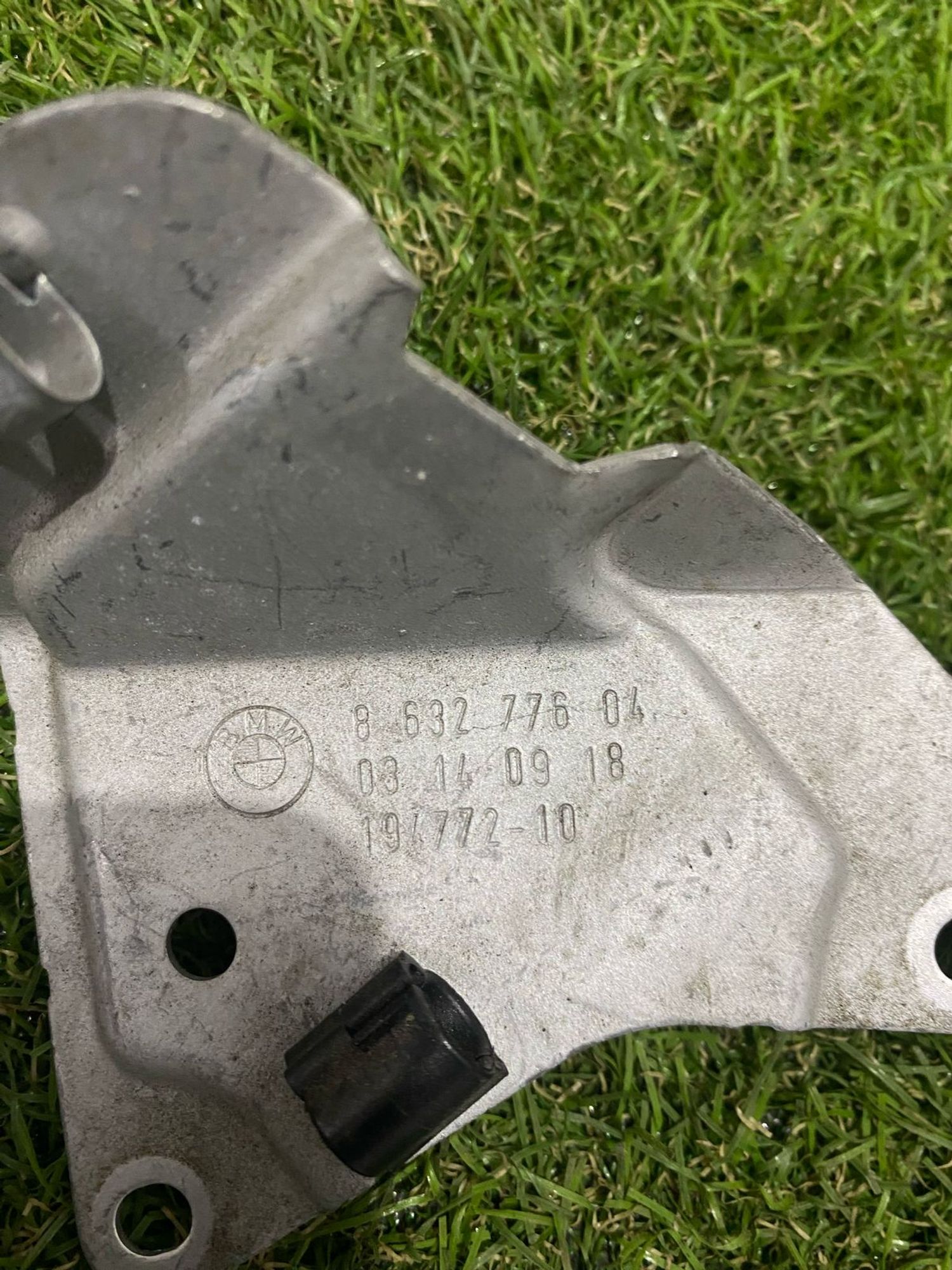 https://gcs.partsauto.market/rn-stockpro.appspot.com/thmbs/userImages/82798d1dea2c19ada63d093c70529e74/part/f0666d45-009c-4c14-9a87-9627ebc0bd9f_1745479942728.jpg