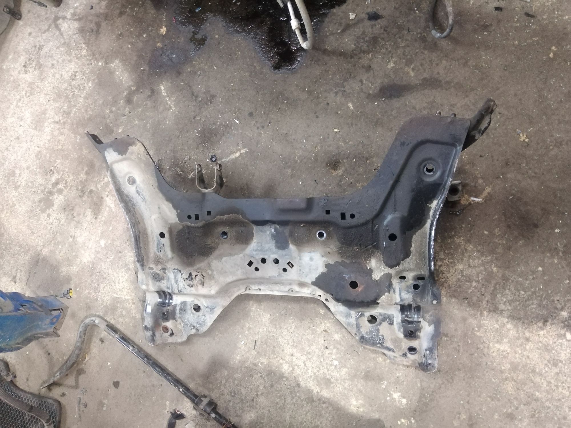 https://gcs.partsauto.market/rn-stockpro.appspot.com/thmbs/userImages/86639159375c37f71cfc850516777b62/part/27cd31b8-c7ef-45a6-9876-3ef505dbe8a1_1735035423036.jpg