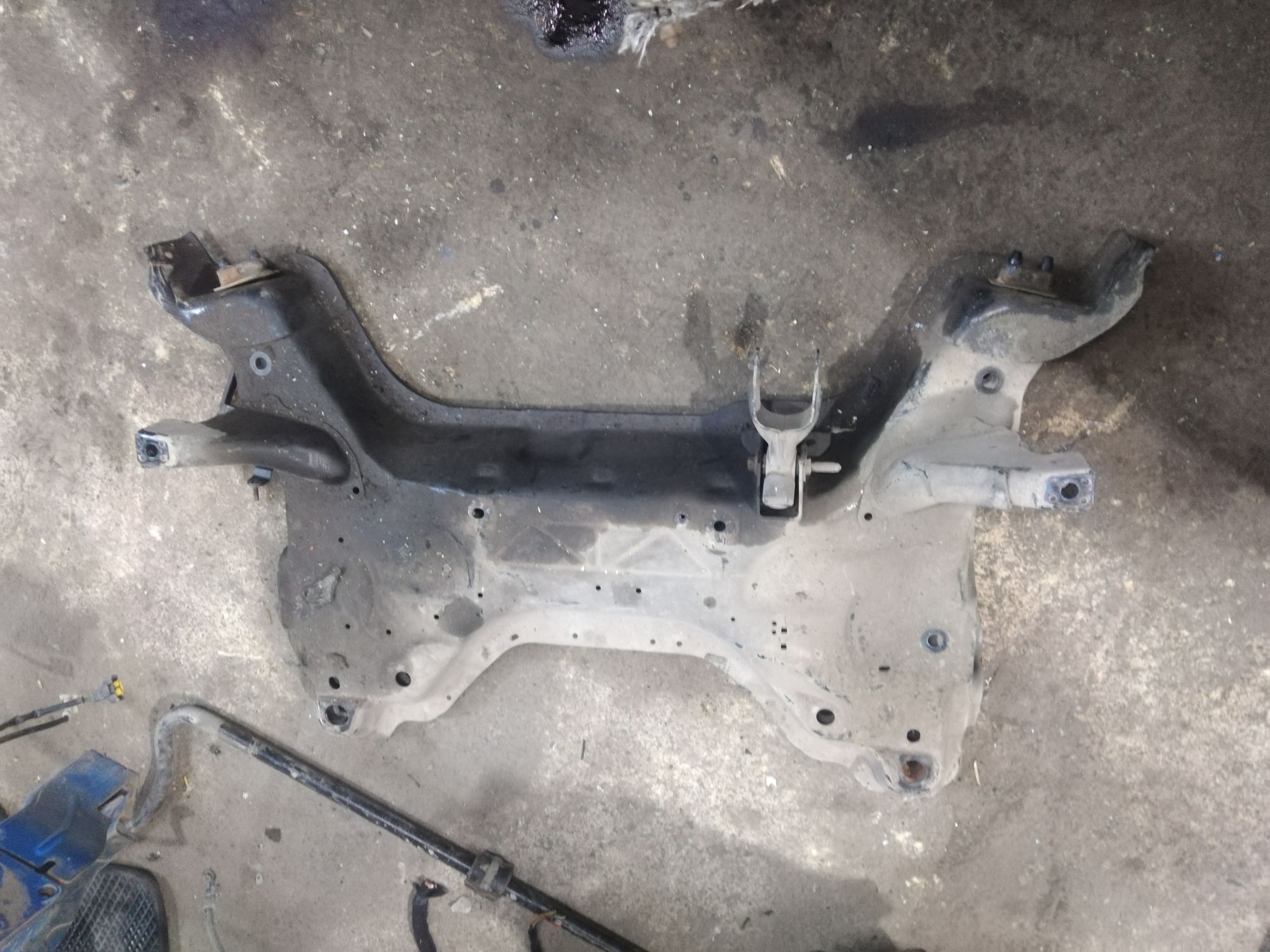 https://gcs.partsauto.market/rn-stockpro.appspot.com/thmbs/userImages/86639159375c37f71cfc850516777b62/part/4542cc4c-9922-4e63-b2a3-846ae89f8aa5_1735035423033.jpg