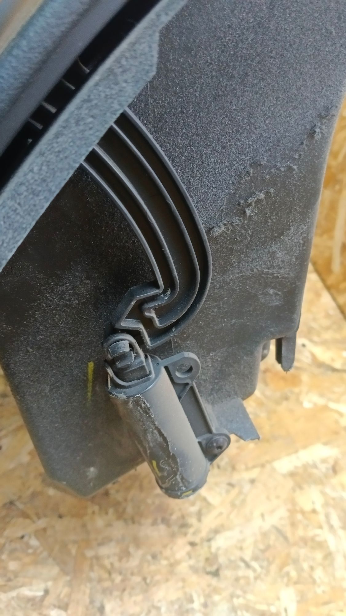 https://gcs.partsauto.market/rn-stockpro.appspot.com/thmbs/userImages/86639159375c37f71cfc850516777b62/part/4f889ef4-74ba-4950-ad3a-0c108917f40b_1745116914247.jpg