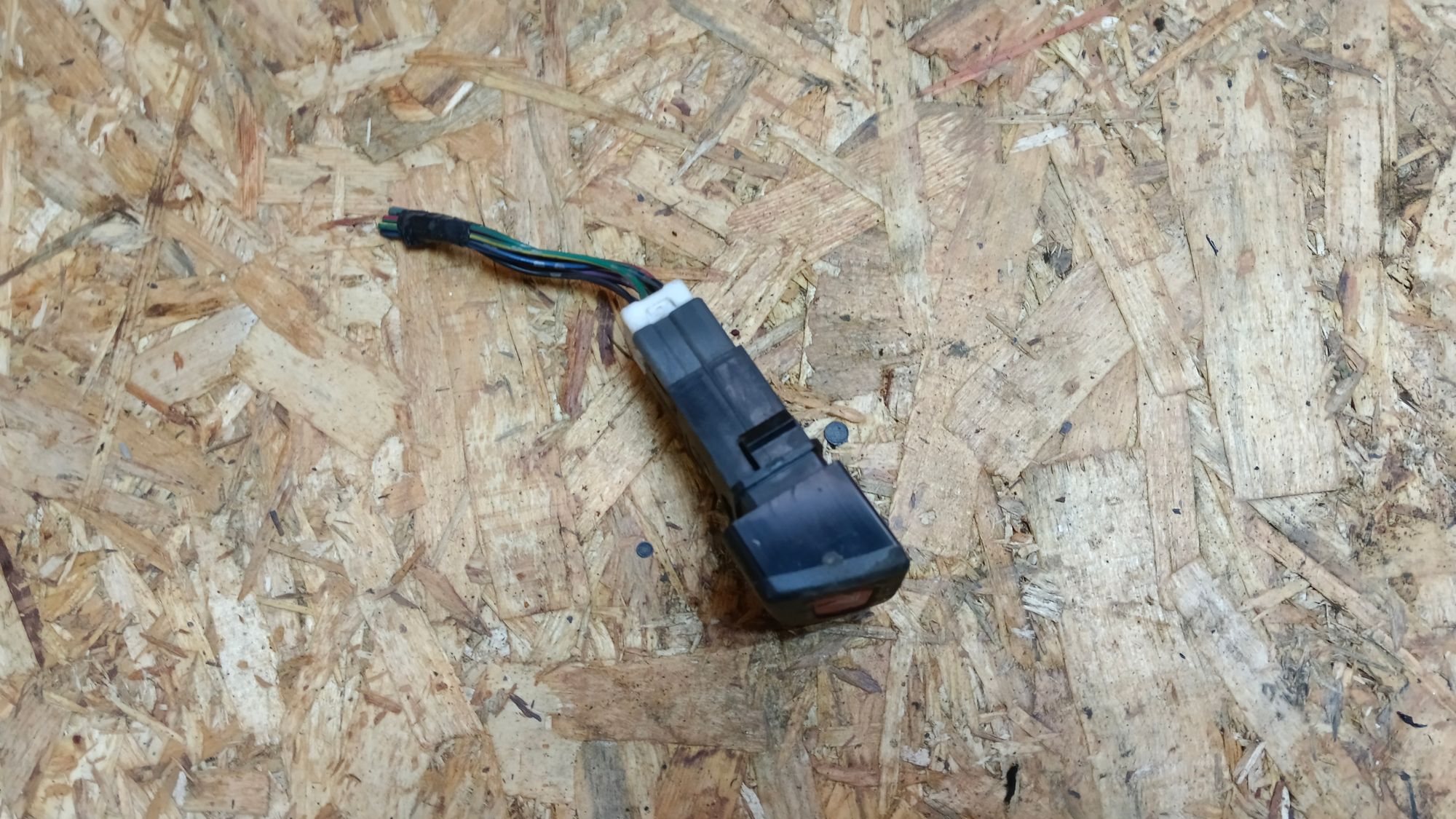 https://gcs.partsauto.market/rn-stockpro.appspot.com/thmbs/userImages/86639159375c37f71cfc850516777b62/part/556bc39a-9817-4079-9ff6-4ced834e71fd_1745736699545.jpg
