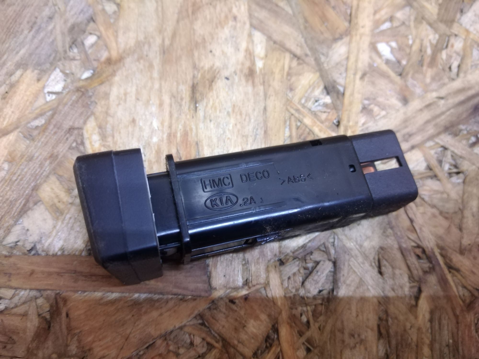 https://gcs.partsauto.market/rn-stockpro.appspot.com/thmbs/userImages/86639159375c37f71cfc850516777b62/part/81af5769-8888-4d30-83ef-1aec342f6415_1736071792043.jpg