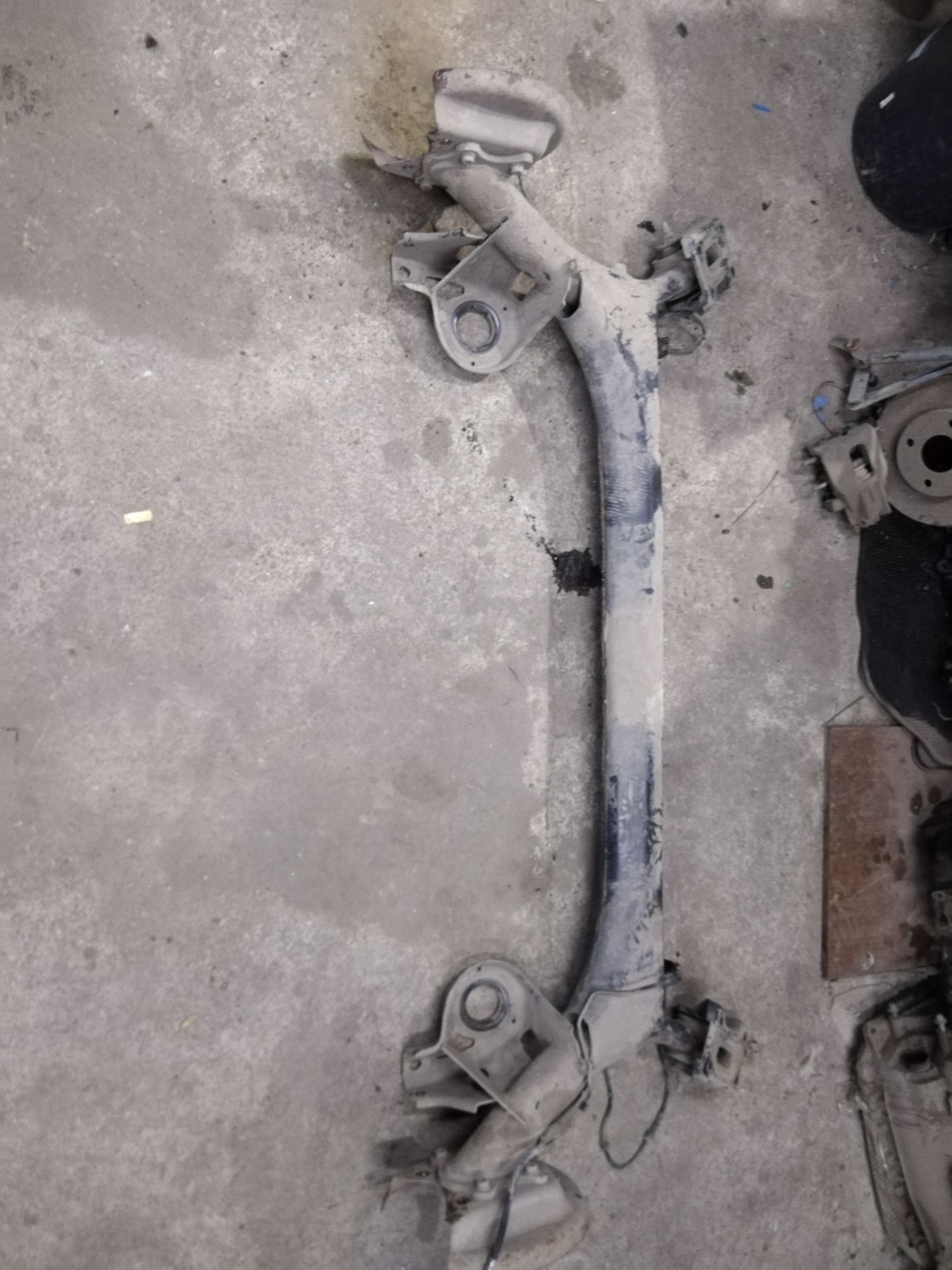 https://gcs.partsauto.market/rn-stockpro.appspot.com/thmbs/userImages/86639159375c37f71cfc850516777b62/part/82e0d6f2-d60c-478f-87f1-febc31efa373_1737439540678.jpg