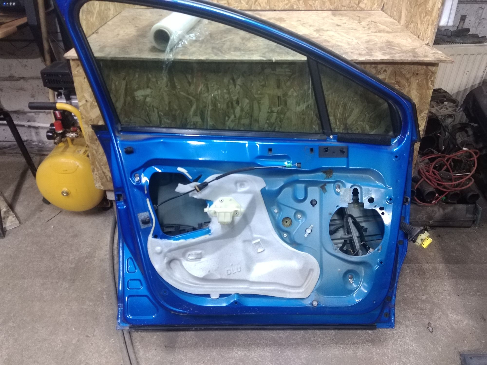 https://gcs.partsauto.market/rn-stockpro.appspot.com/thmbs/userImages/86639159375c37f71cfc850516777b62/part/90623068-8c0f-4d9c-a0d6-20ddc6e18149_1737276436013.jpg