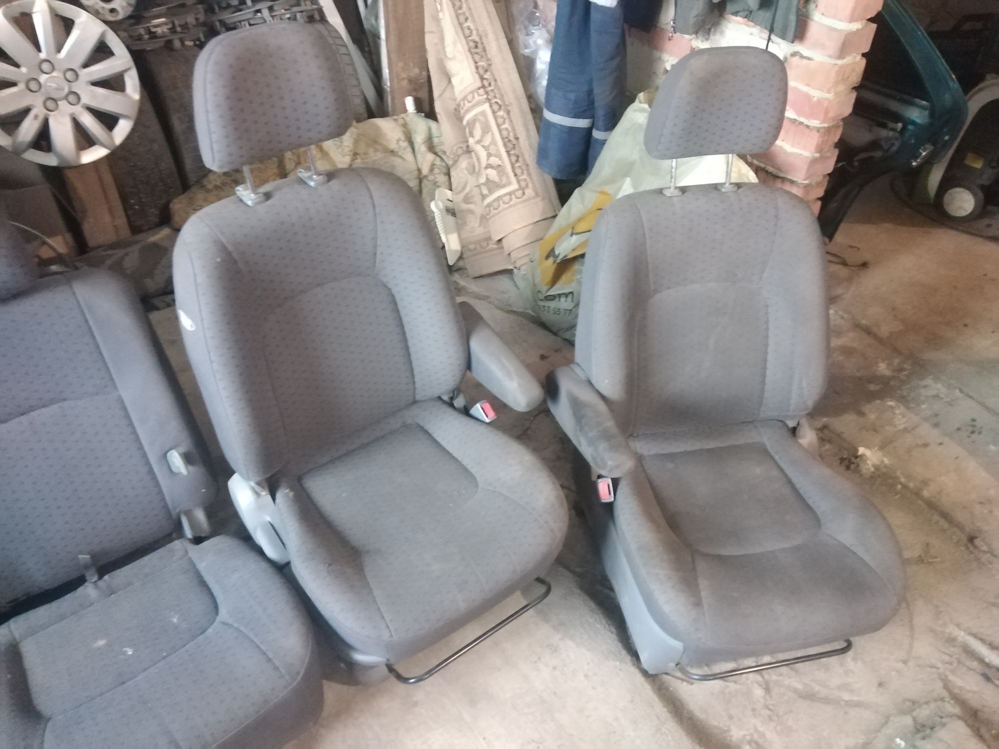 https://gcs.partsauto.market/rn-stockpro.appspot.com/thmbs/userImages/86639159375c37f71cfc850516777b62/part/a48ff8f4-d659-4888-9924-e43070c0ca71_1735643081228.jpg