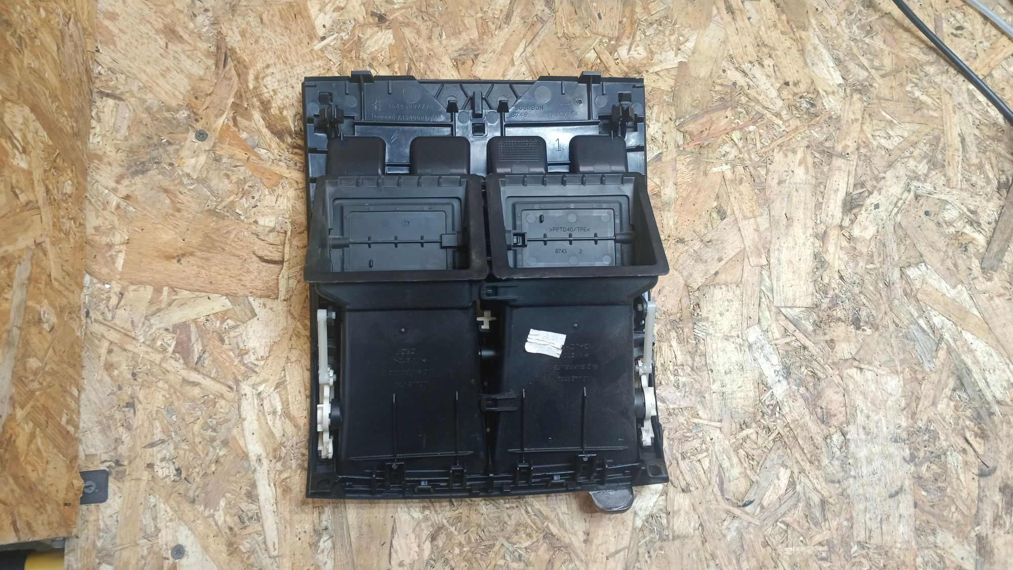 https://gcs.partsauto.market/rn-stockpro.appspot.com/thmbs/userImages/86639159375c37f71cfc850516777b62/part/afb2144b-6f27-48e5-ab14-7a4c0d95cfc3_1745728749564.jpg