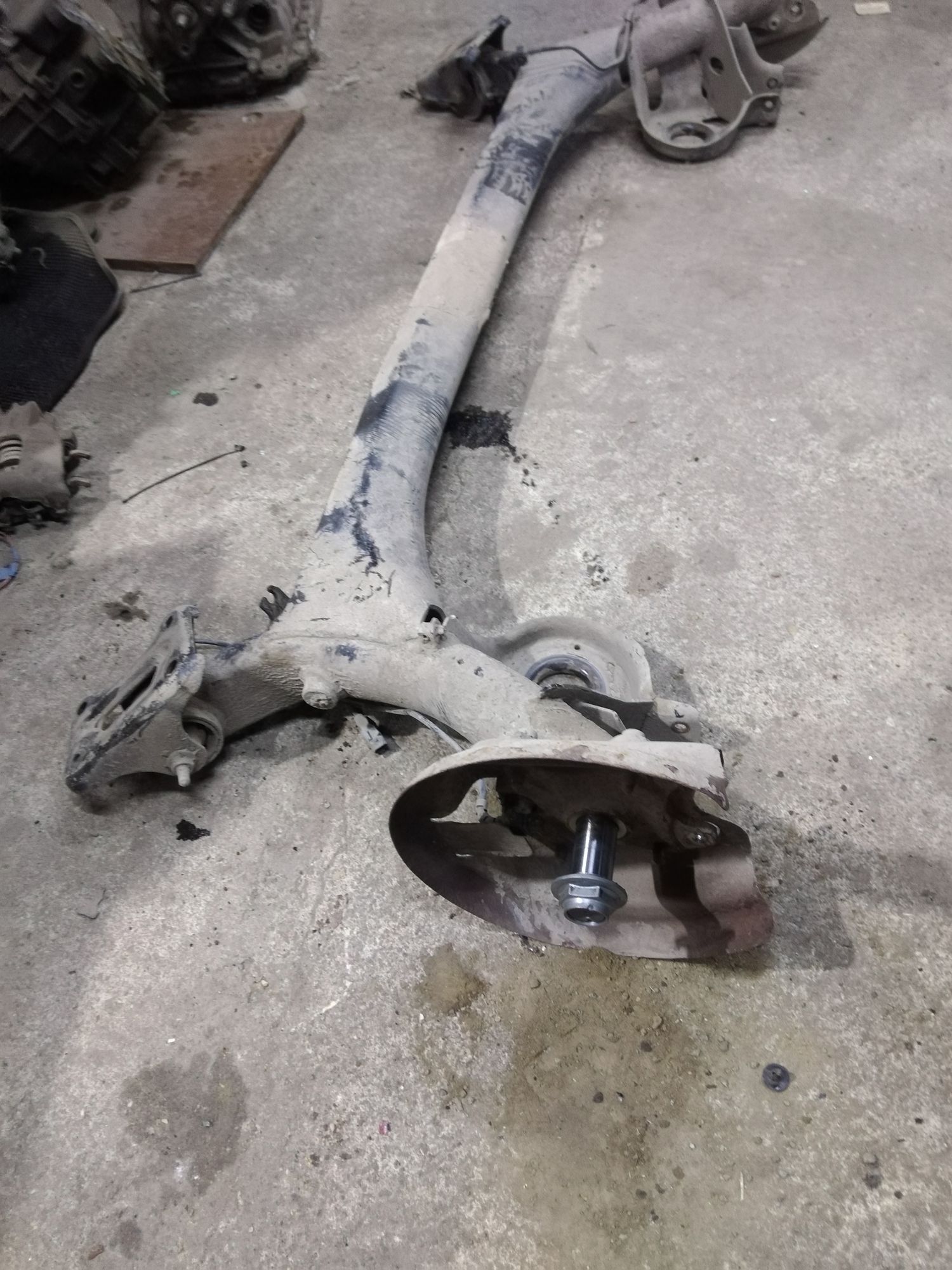 https://gcs.partsauto.market/rn-stockpro.appspot.com/thmbs/userImages/86639159375c37f71cfc850516777b62/part/ce6f9a79-910b-4f41-9cc7-2490b976db22_1737439540308.jpg