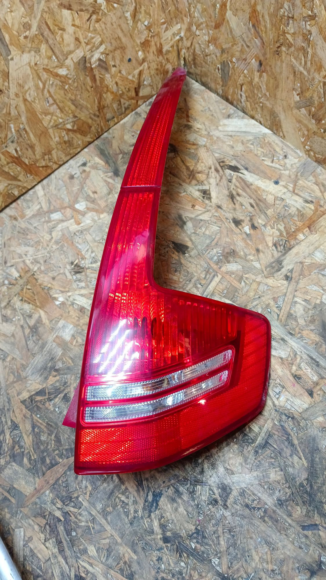 Фонарь задний правый Citroen С4 16 2008