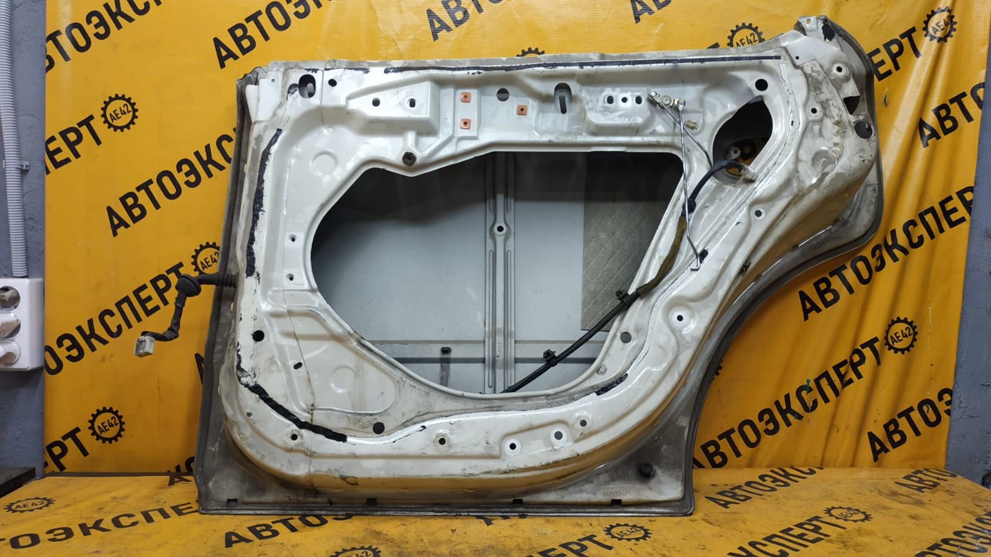 https://gcs.partsauto.market/rn-stockpro.appspot.com/thmbs/userImages/87497919e31020c6b1c735431d06908a/part/01746640-e3f3-4e84-ab53-c0a6835a6231_1749202770411.jpg