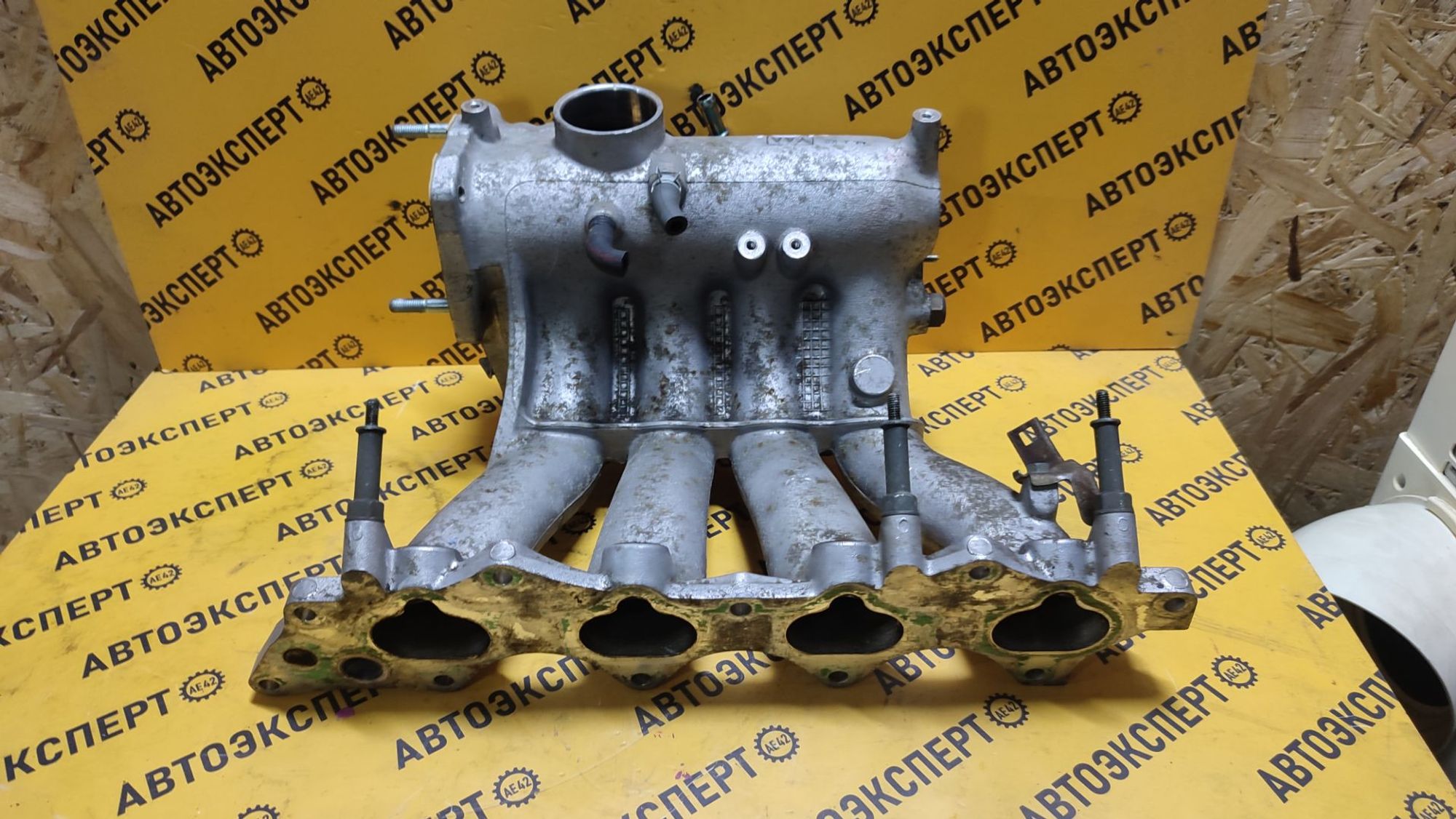 https://gcs.partsauto.market/rn-stockpro.appspot.com/thmbs/userImages/87497919e31020c6b1c735431d06908a/part/241bde54-c7a9-49bf-873a-b68d8845bb84_1738557910451.jpg