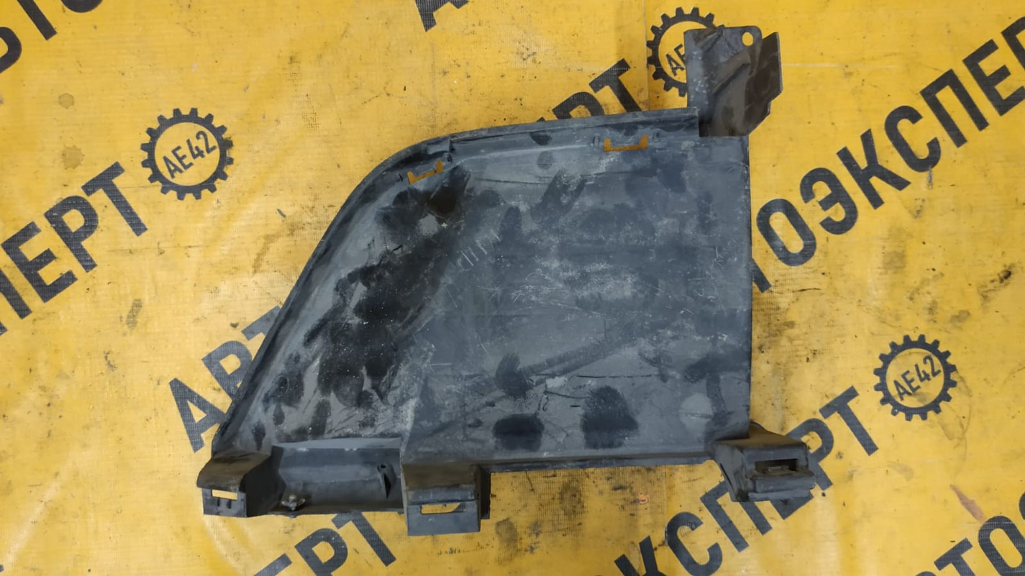 https://gcs.partsauto.market/rn-stockpro.appspot.com/thmbs/userImages/87497919e31020c6b1c735431d06908a/part/2d76b104-f982-45fa-9cf4-e53031a016ad_1746000572721.jpg