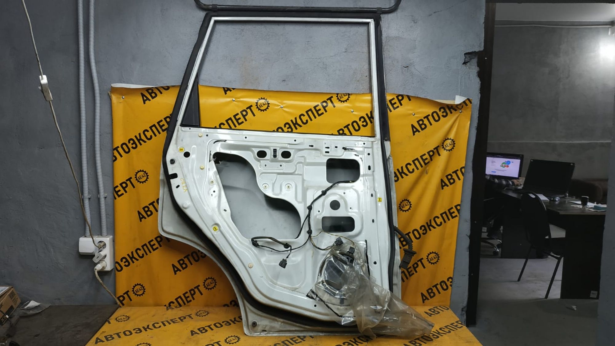 https://gcs.partsauto.market/rn-stockpro.appspot.com/thmbs/userImages/87497919e31020c6b1c735431d06908a/part/476e9e85-aaf1-4a16-a802-4b59240b7f23_1745986038471.jpg
