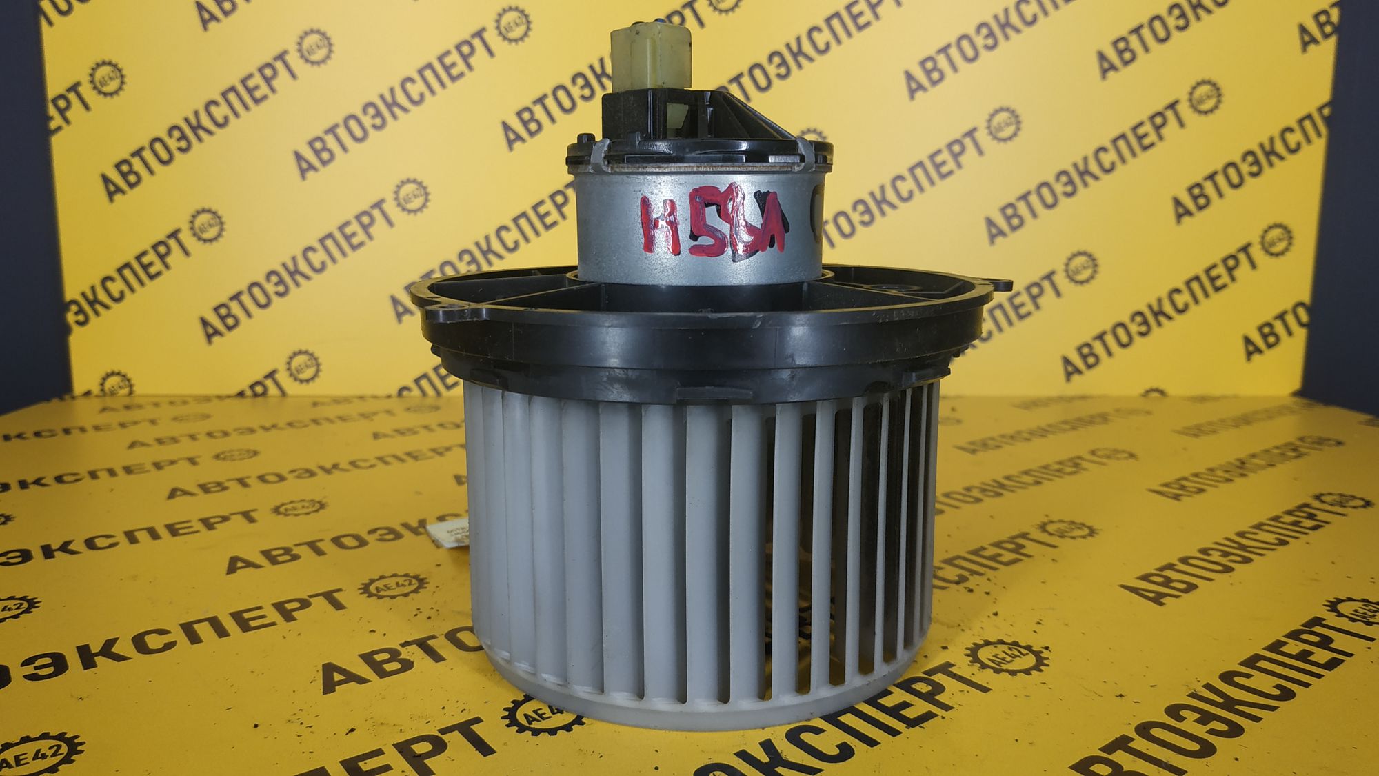 https://gcs.partsauto.market/rn-stockpro.appspot.com/thmbs/userImages/87497919e31020c6b1c735431d06908a/part/77882f60-cf76-4cb6-98c4-9905c578364b_1709114118371.jpg