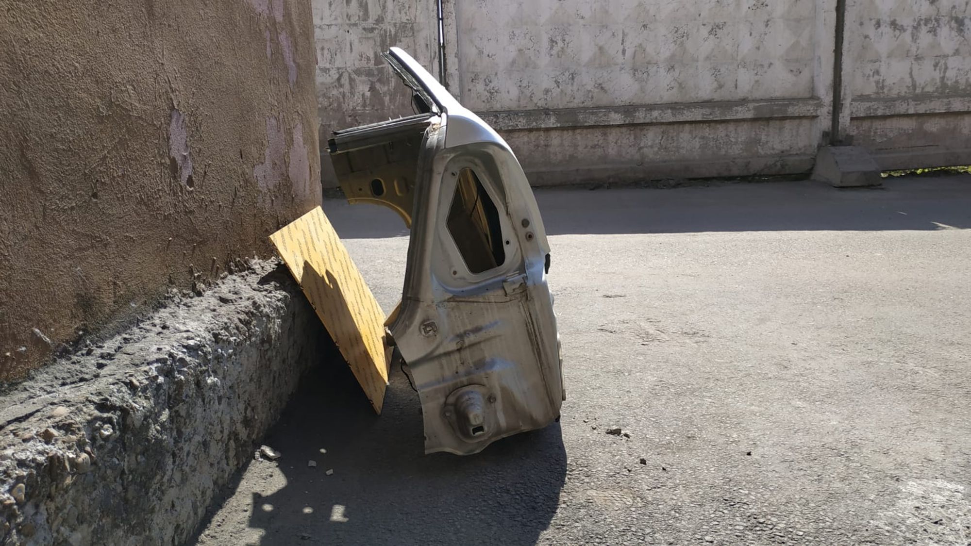https://gcs.partsauto.market/rn-stockpro.appspot.com/thmbs/userImages/87497919e31020c6b1c735431d06908a/part/78065f45-1663-467a-bd48-f6c9136a136d_1748064824118.jpg