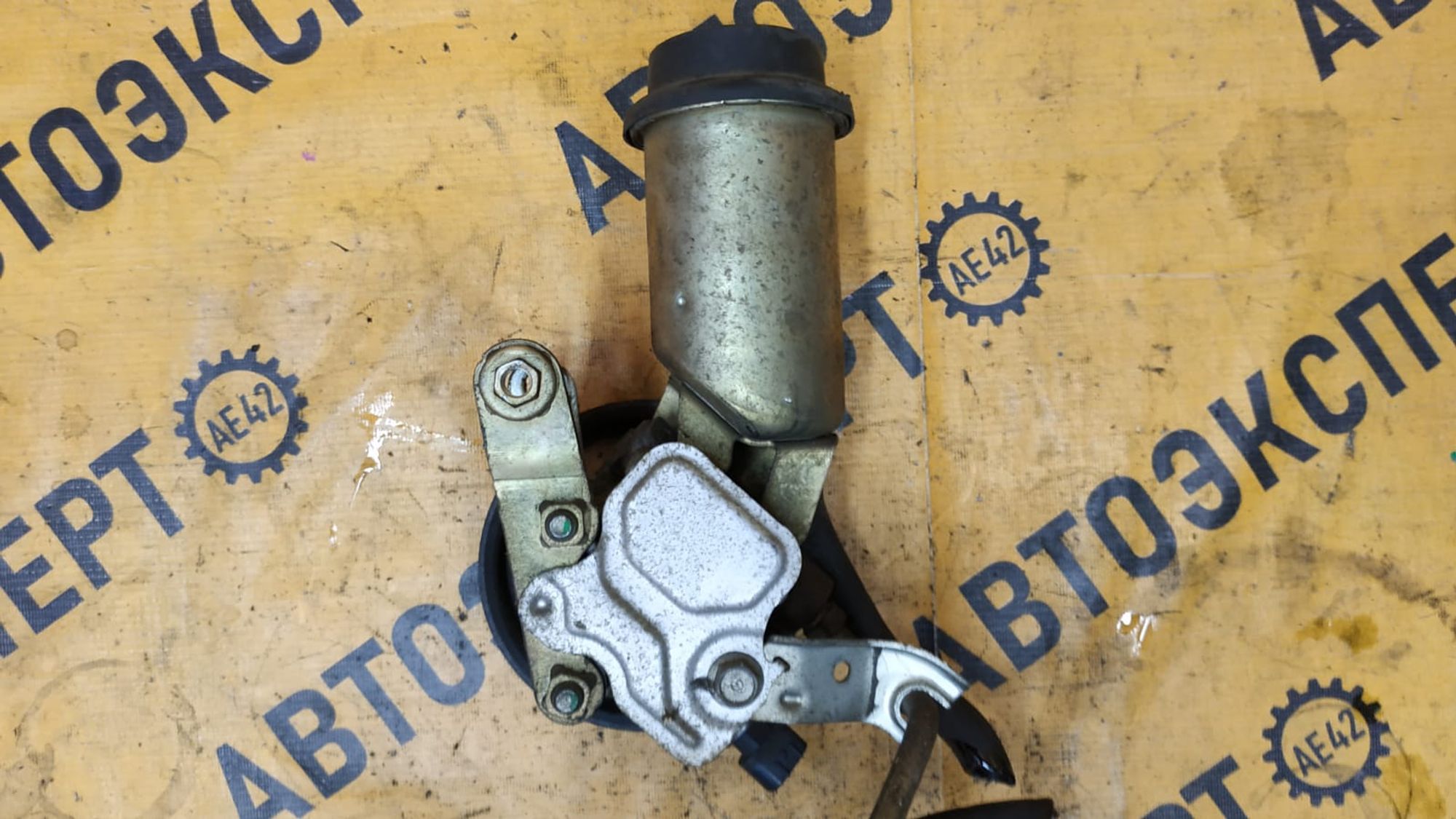 https://gcs.partsauto.market/rn-stockpro.appspot.com/thmbs/userImages/87497919e31020c6b1c735431d06908a/part/90f0a7b9-5fcc-4128-8647-44375346eb4f_1749183162372.jpg