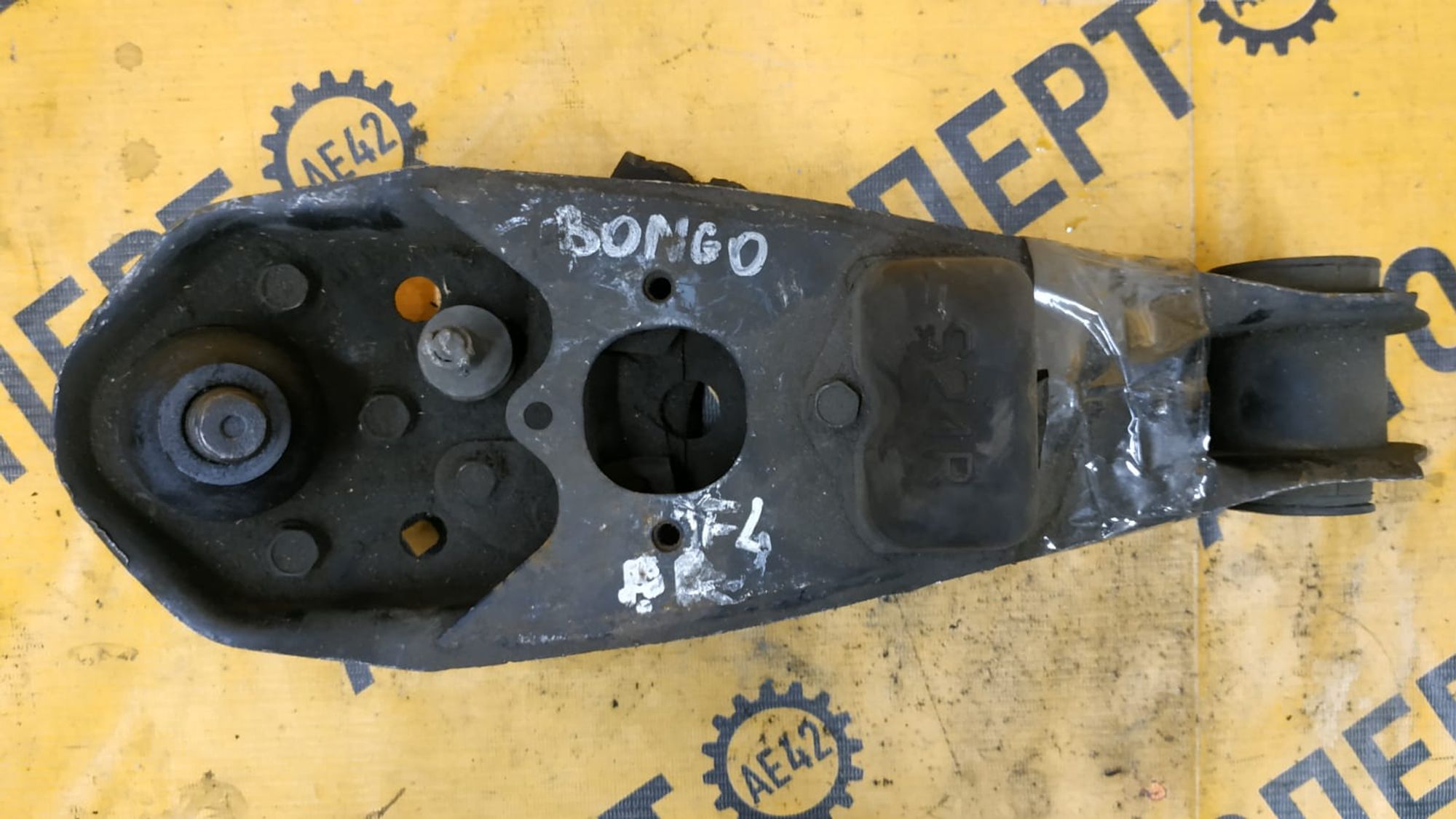 https://gcs.partsauto.market/rn-stockpro.appspot.com/thmbs/userImages/87497919e31020c6b1c735431d06908a/part/cc2212d2-632e-428f-a7fb-ec1a2c9f3235_1747369200325.jpg